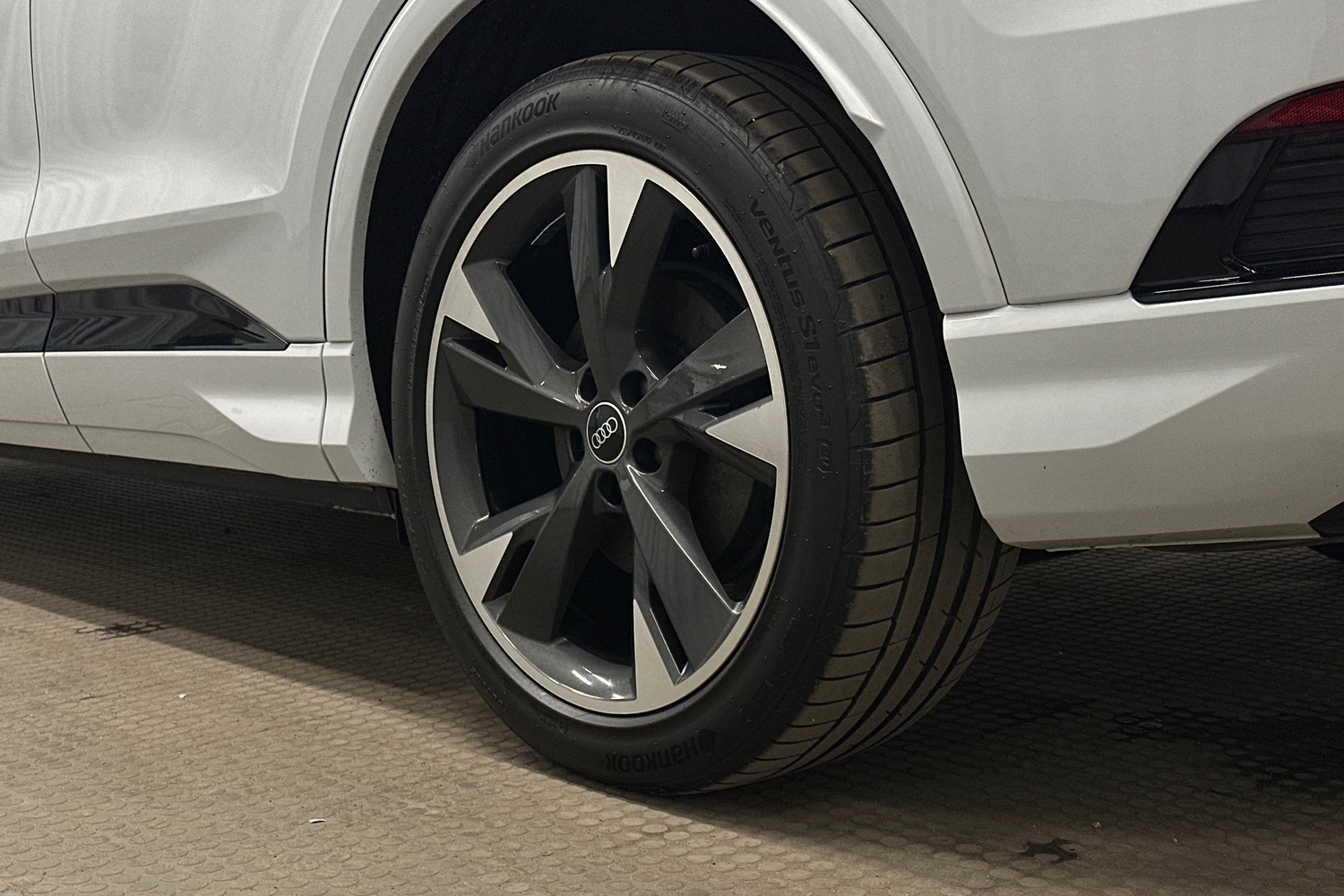 Audi Q4 e-tron vaihtoauto