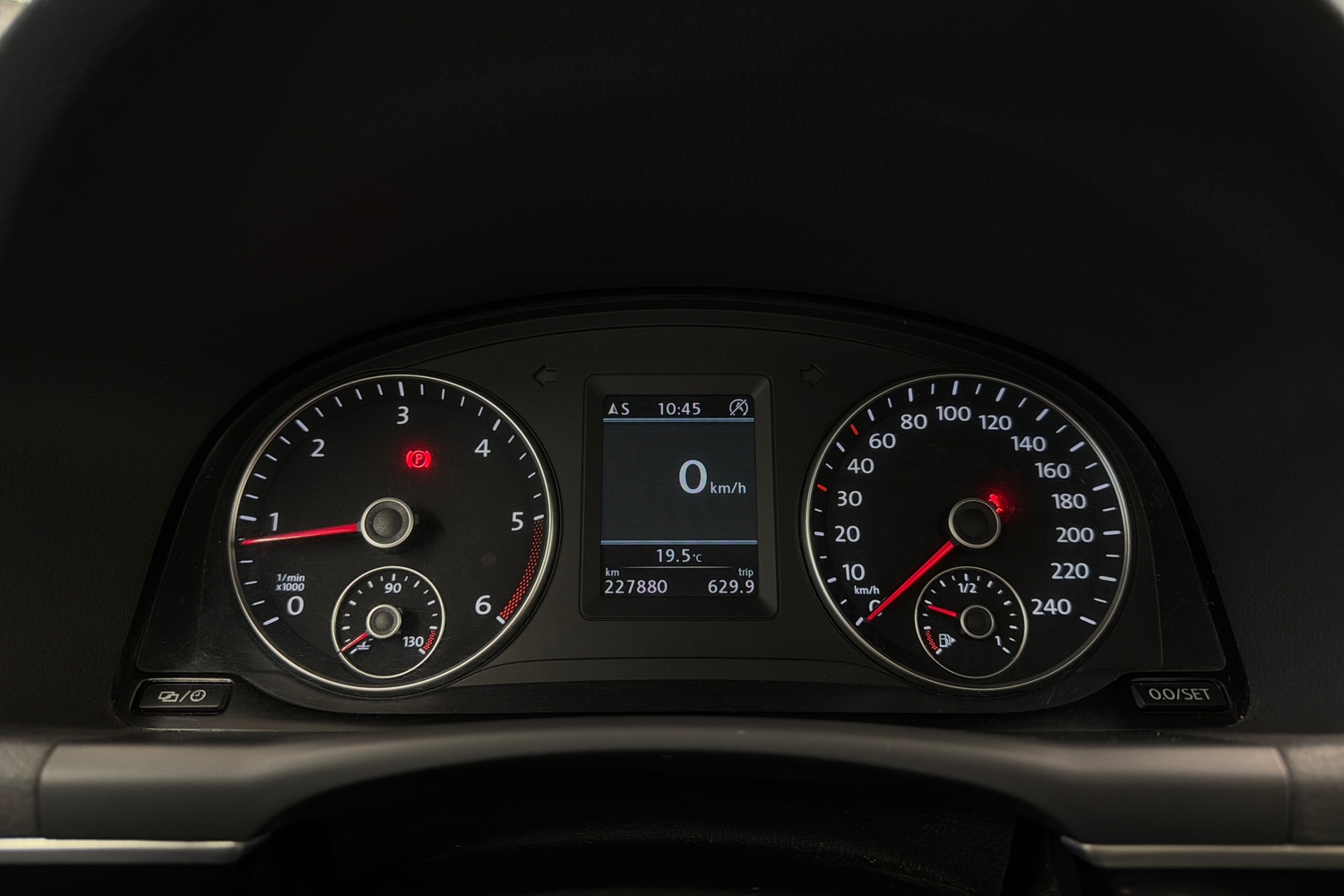 Volkswagen Touran vaihtoauto