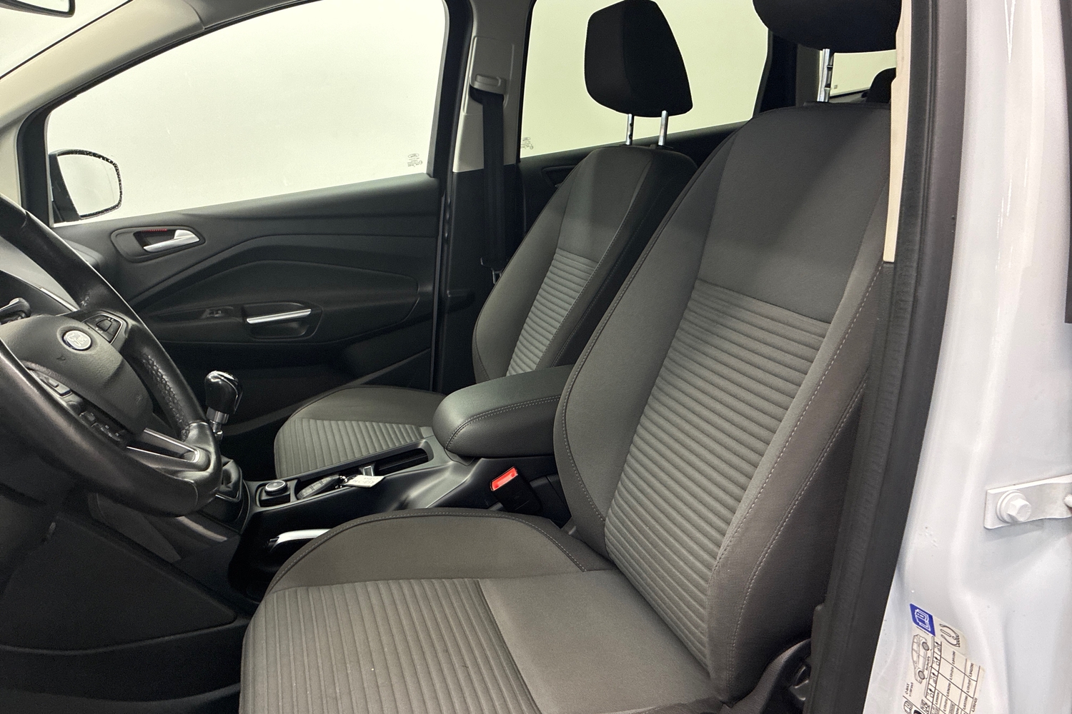 Ford C-MAX vaihtoauto