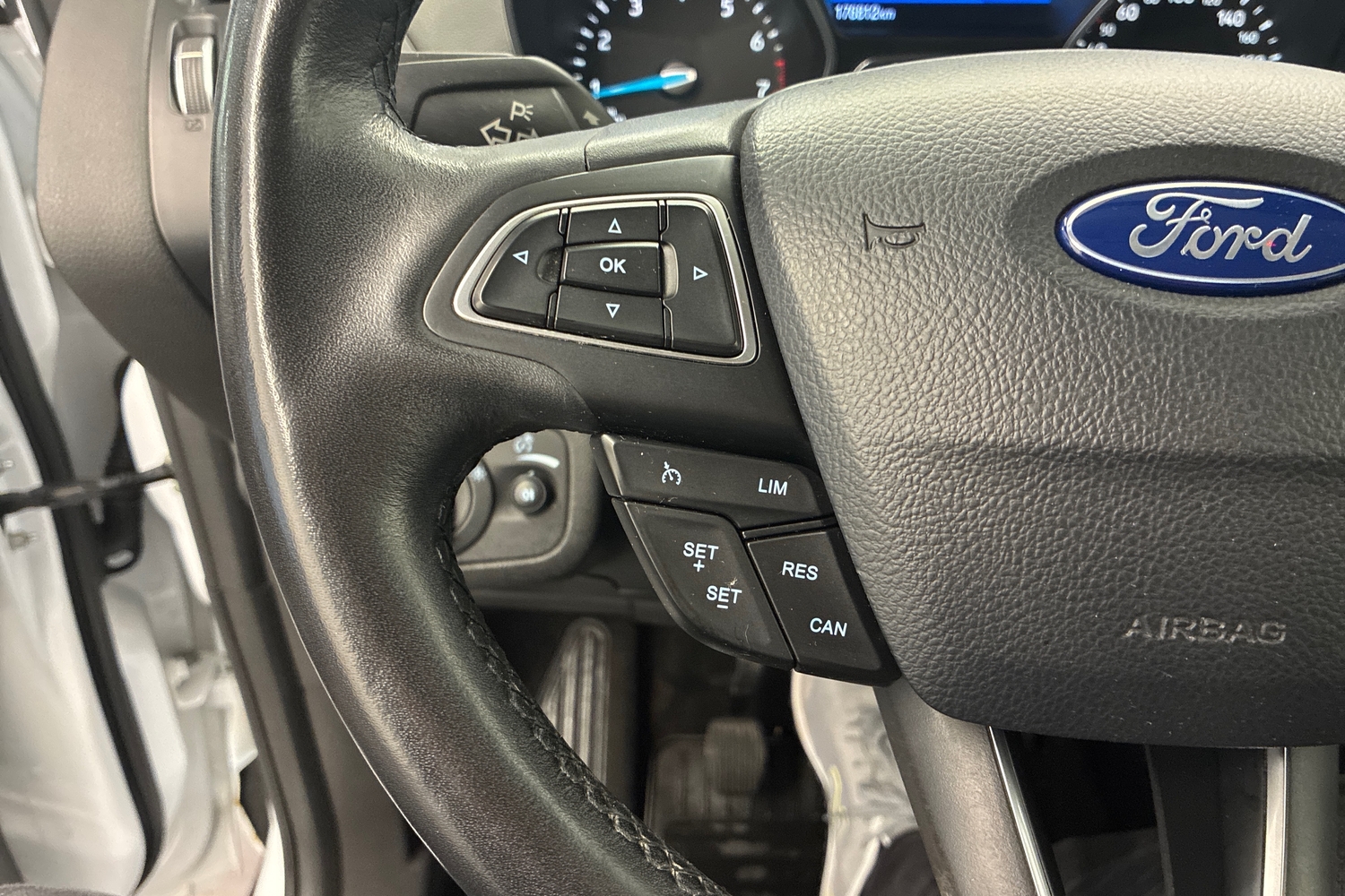 Ford C-MAX vaihtoauto