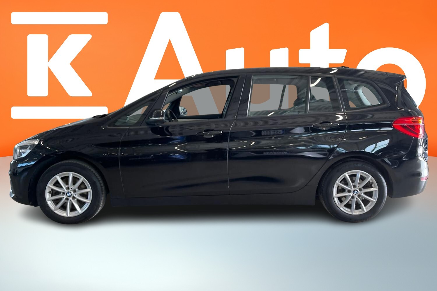 BMW 218 vaihtoauto