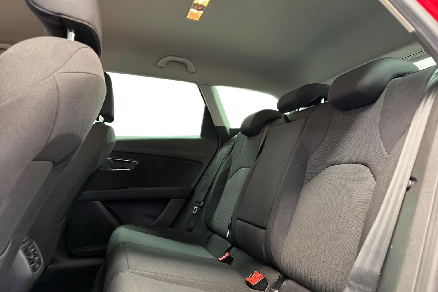SEAT Leon ST vaihtoauto