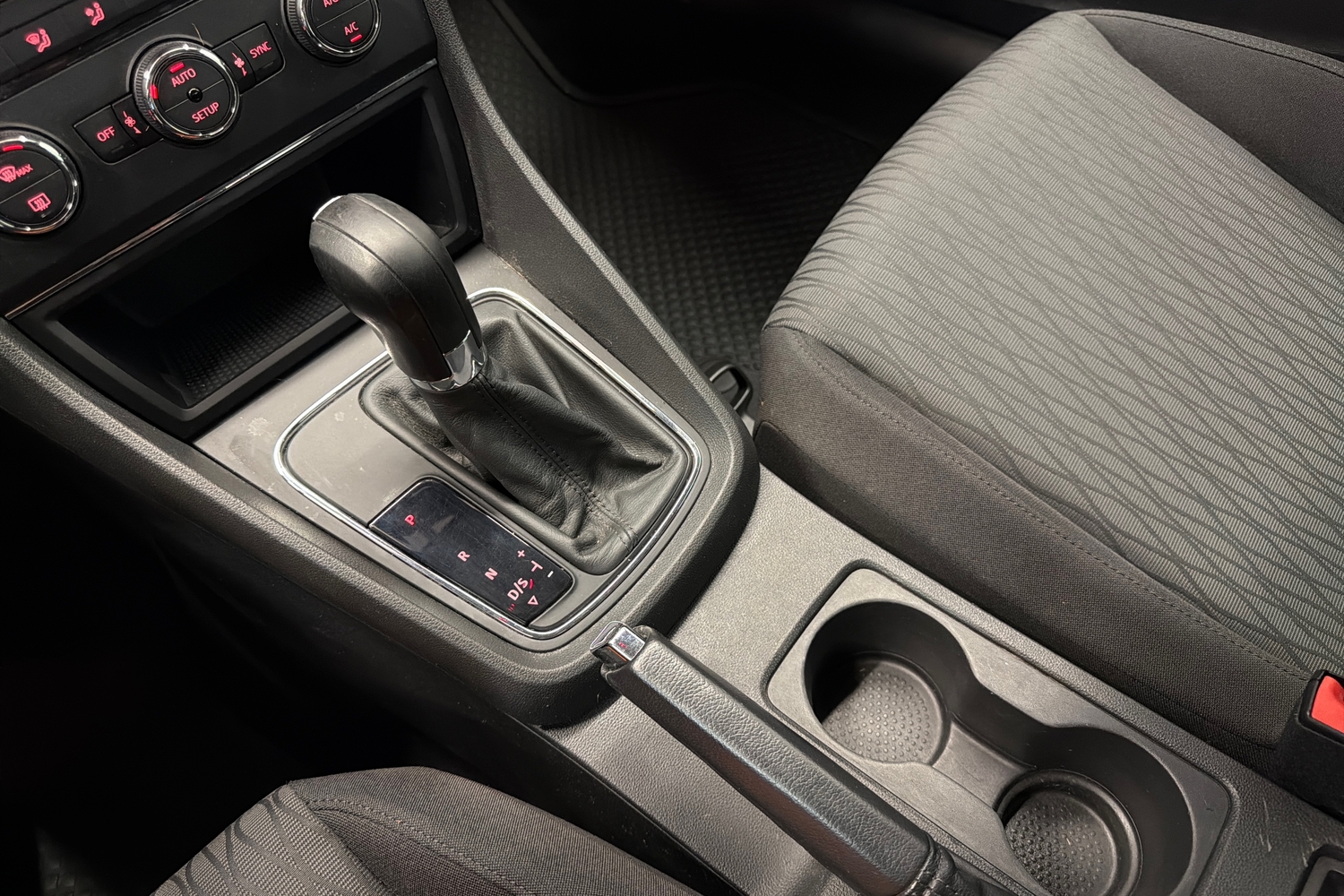 SEAT Leon ST vaihtoauto