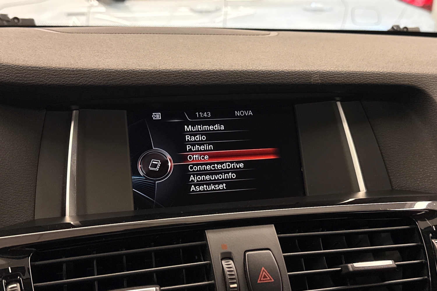 BMW X3 vaihtoauto