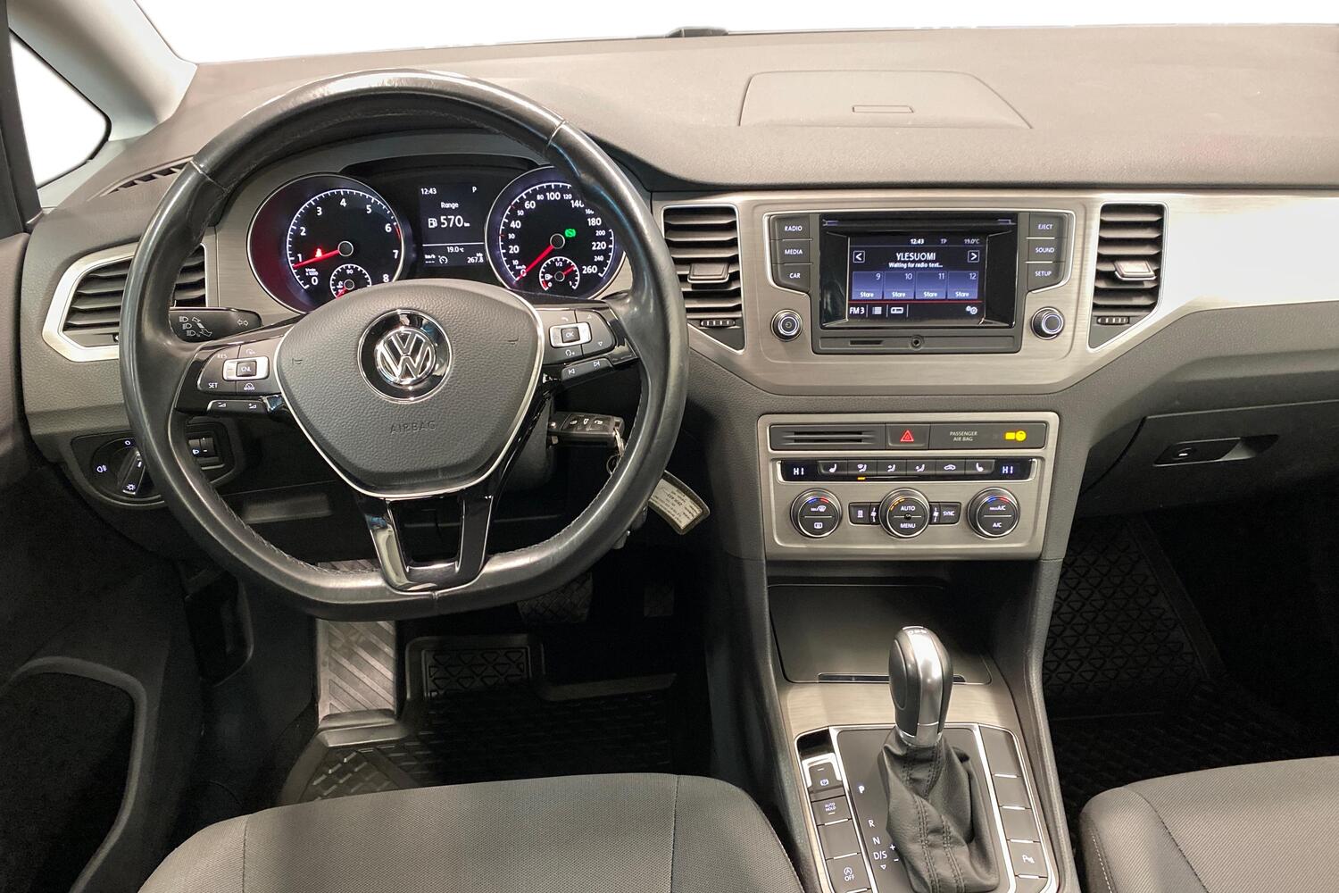 Volkswagen Golf Sportsvan vaihtoauto