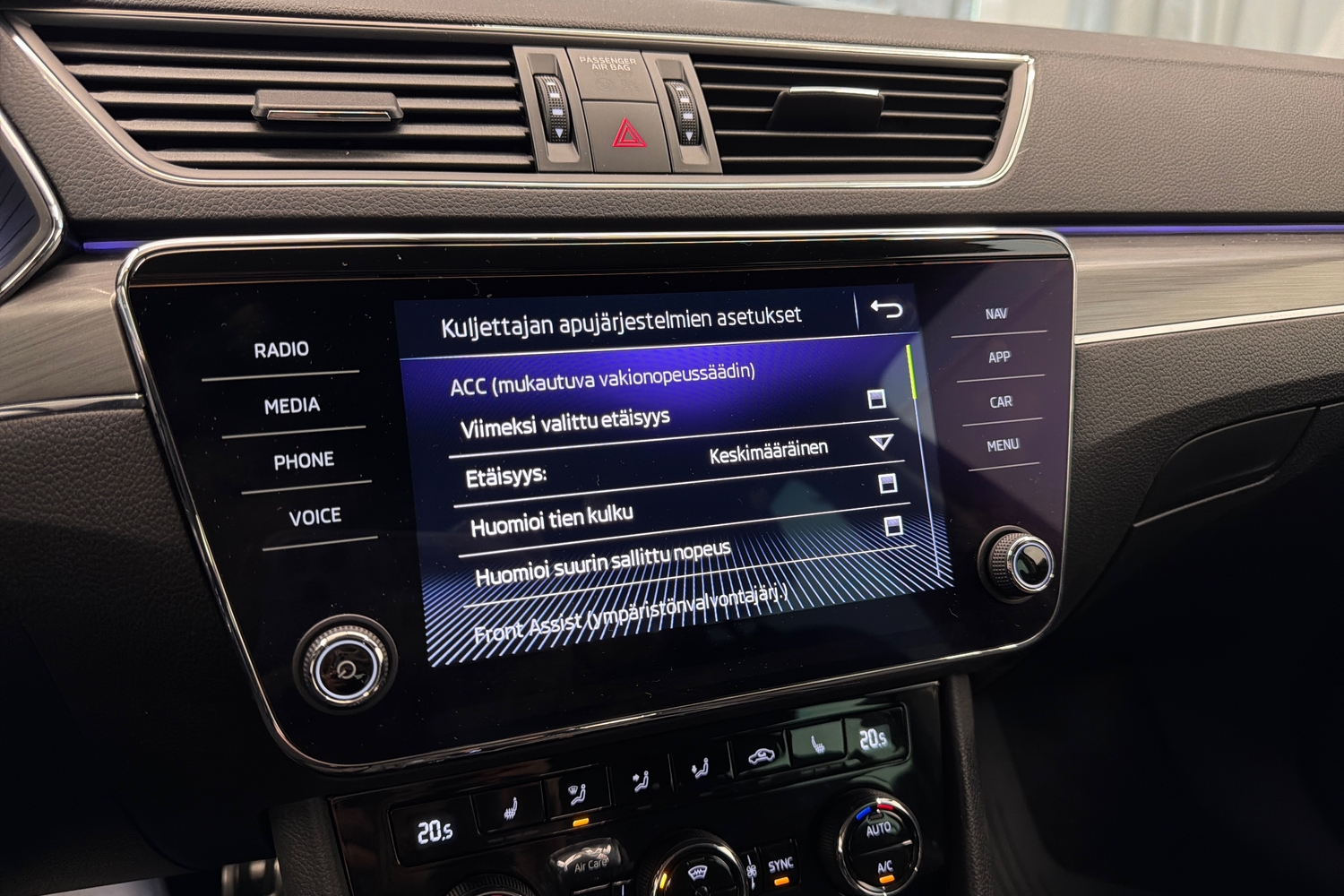 Skoda Superb vaihtoauto