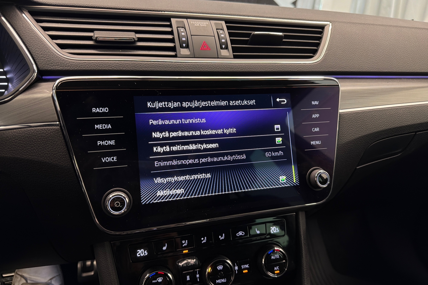 Skoda Superb vaihtoauto