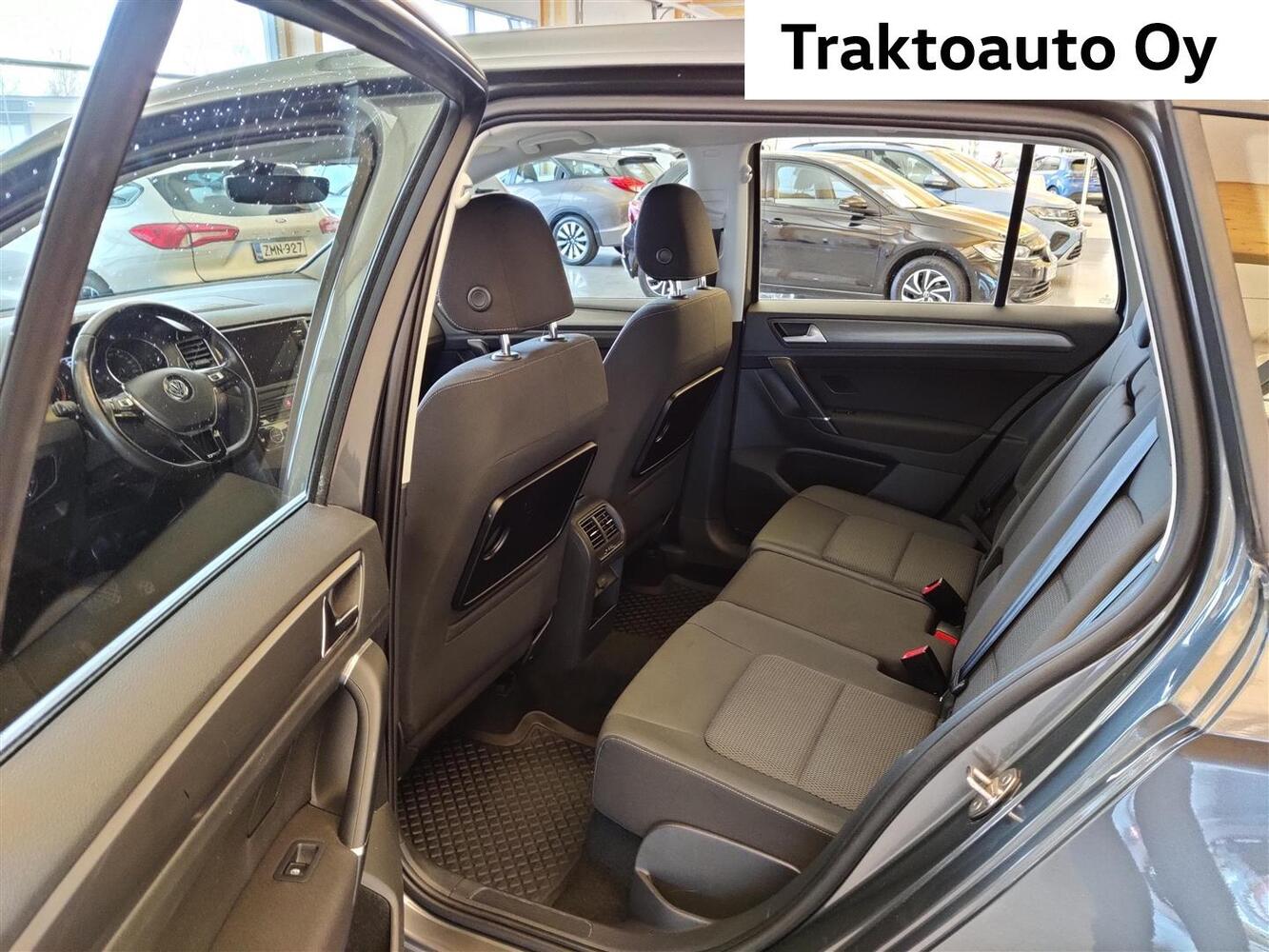 Volkswagen Golf Sportsvan vaihtoauto
