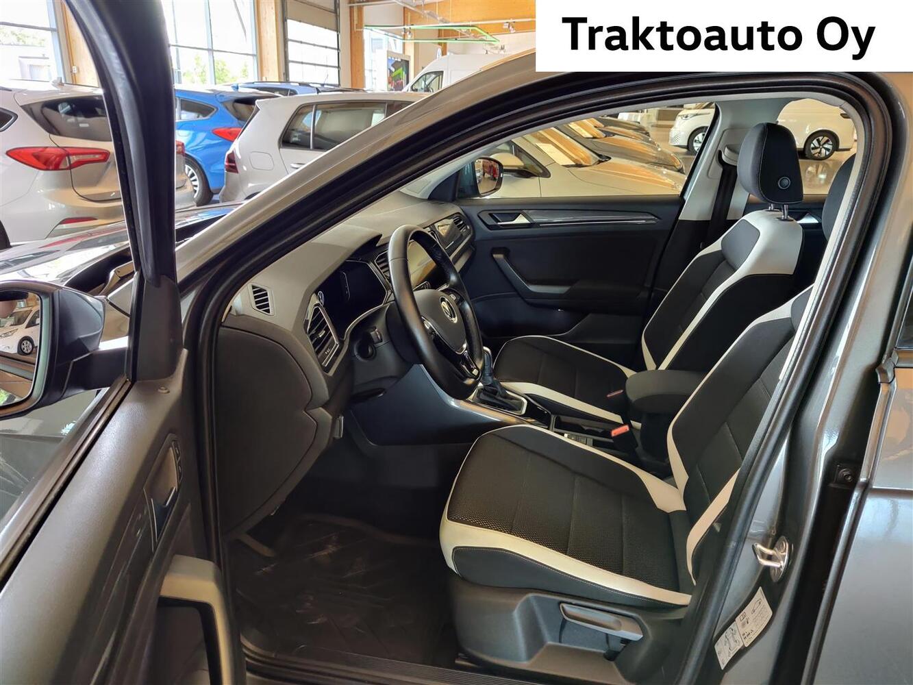 Volkswagen T-Roc vaihtoauto
