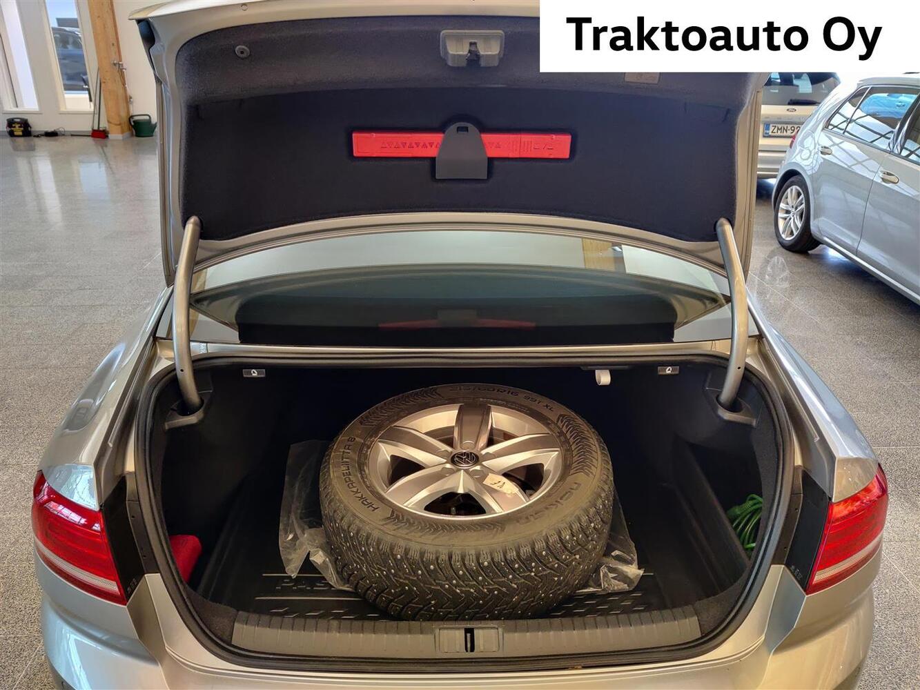 Volkswagen Passat vaihtoauto