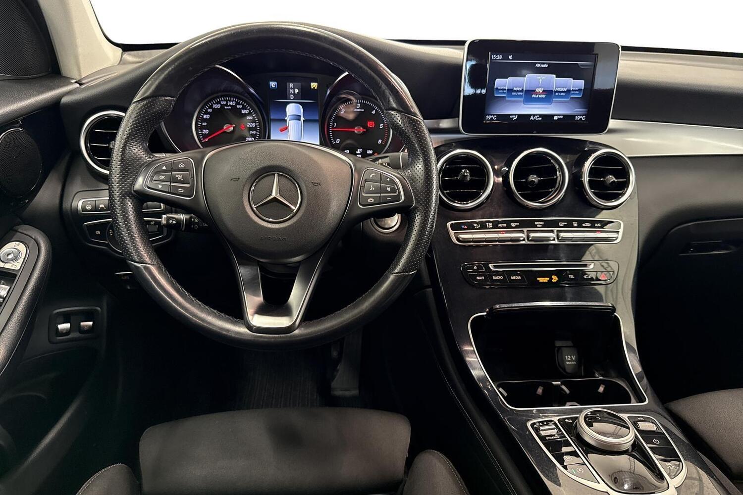 Mercedes-Benz GLC vaihtoauto