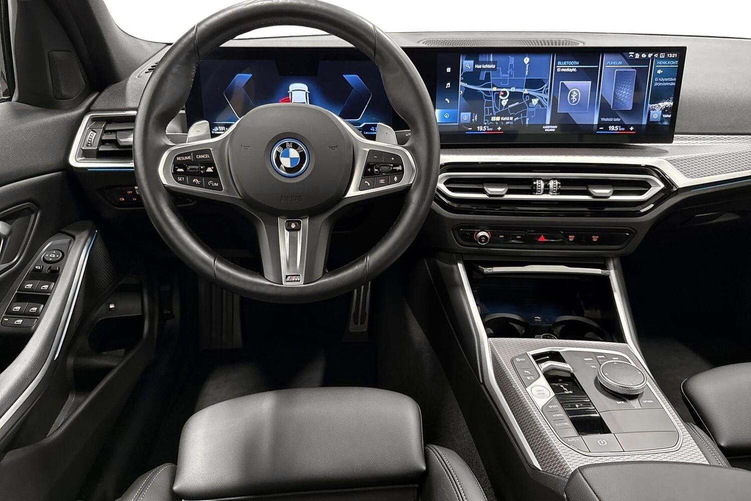 BMW 330 vaihtoauto