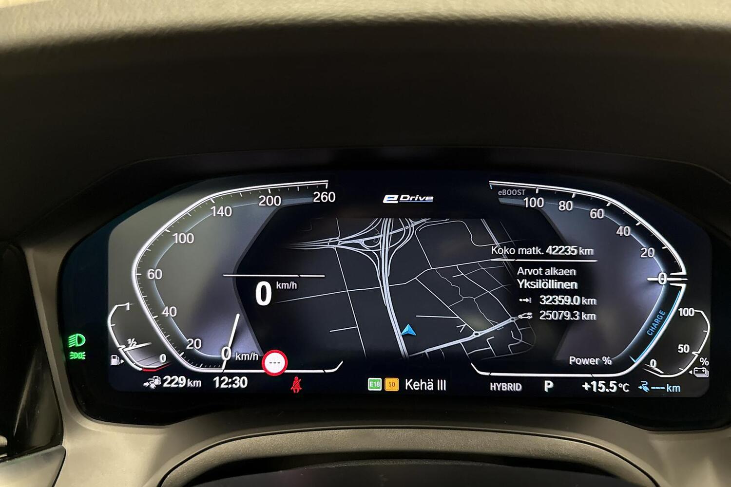 BMW 330 vaihtoauto