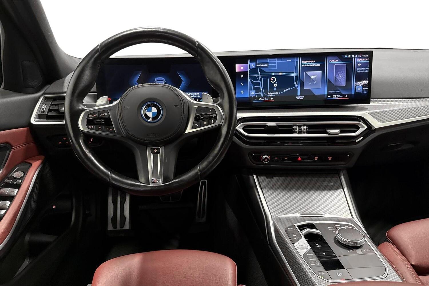 BMW 330 vaihtoauto