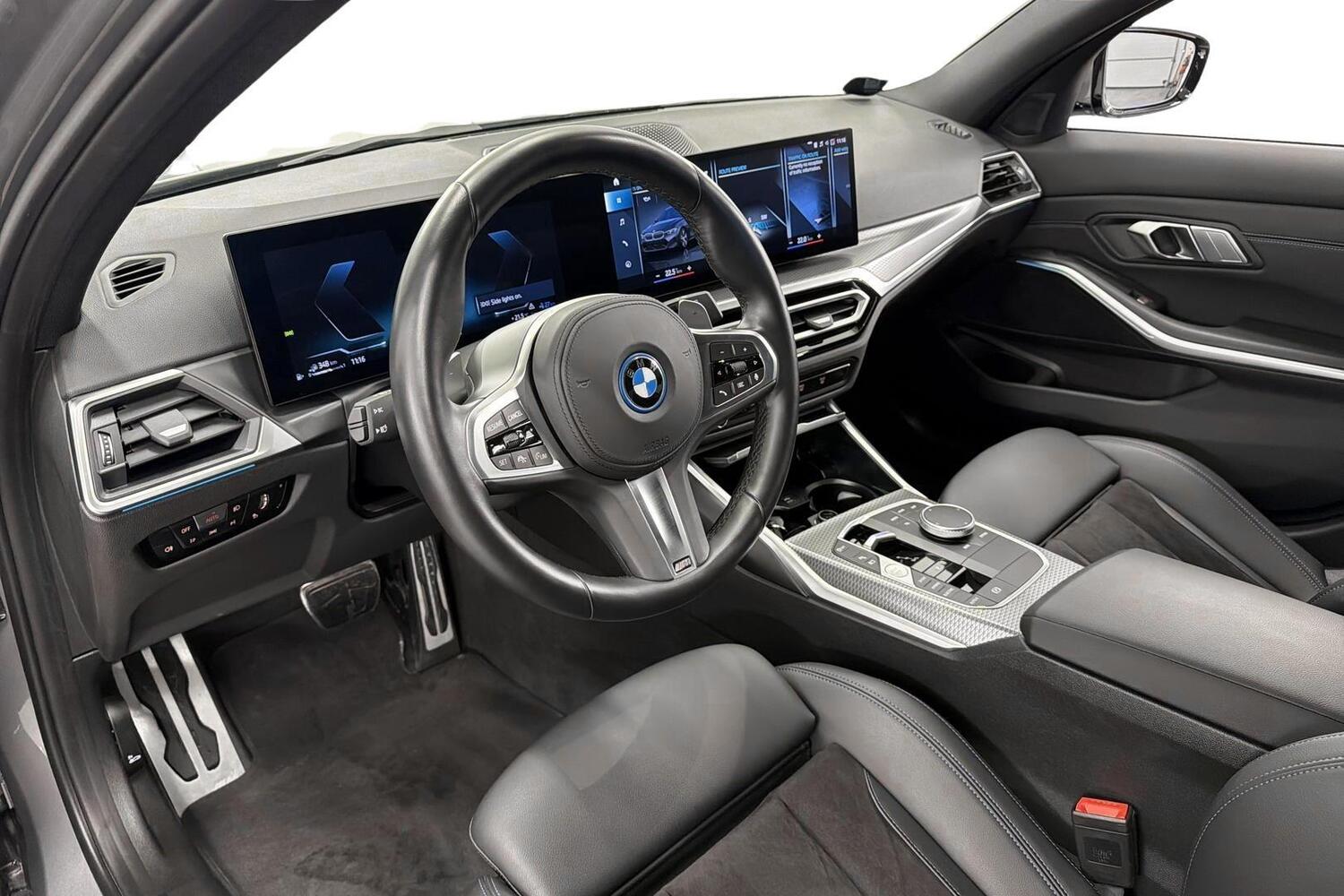 BMW 330 vaihtoauto