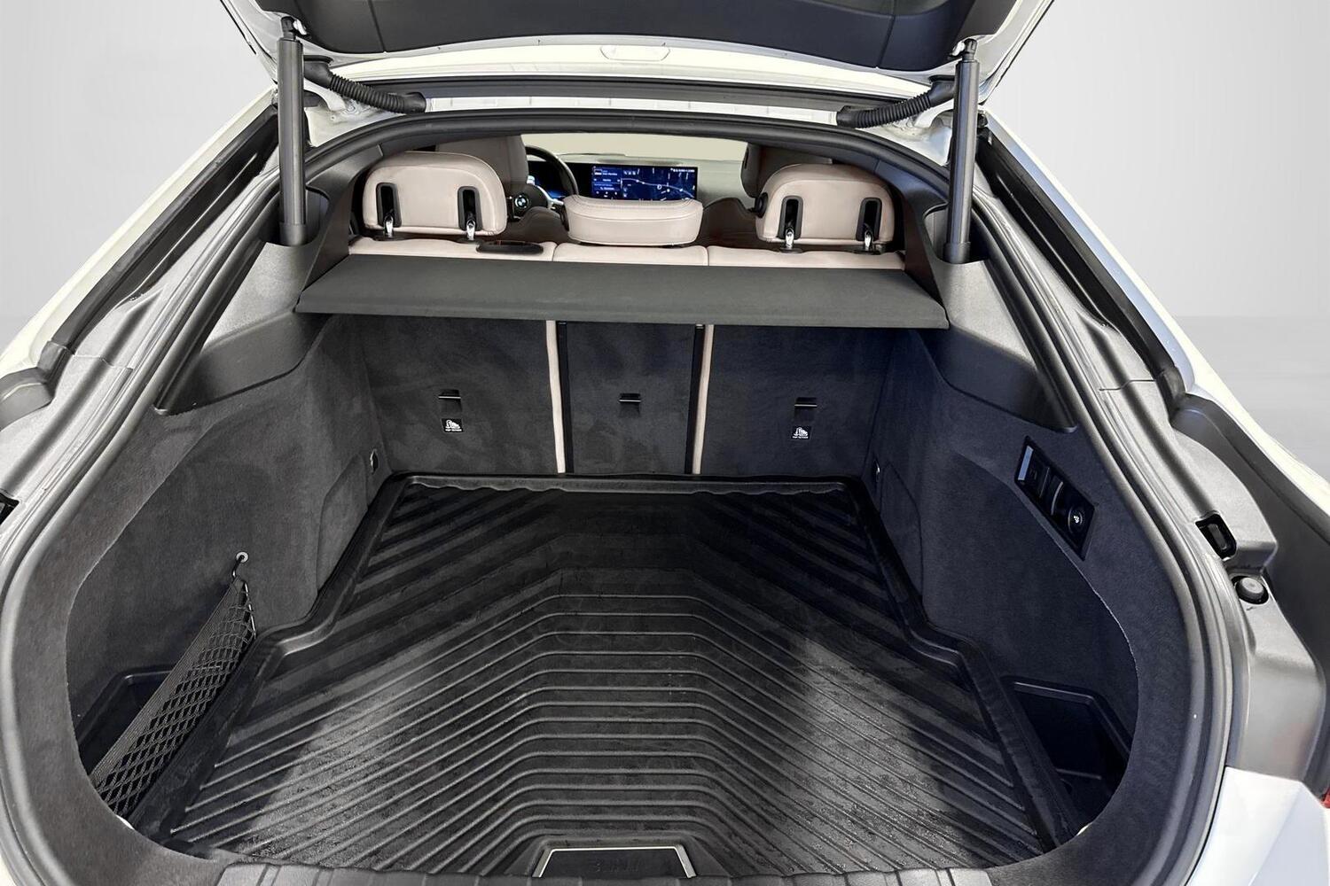 BMW i4 vaihtoauto