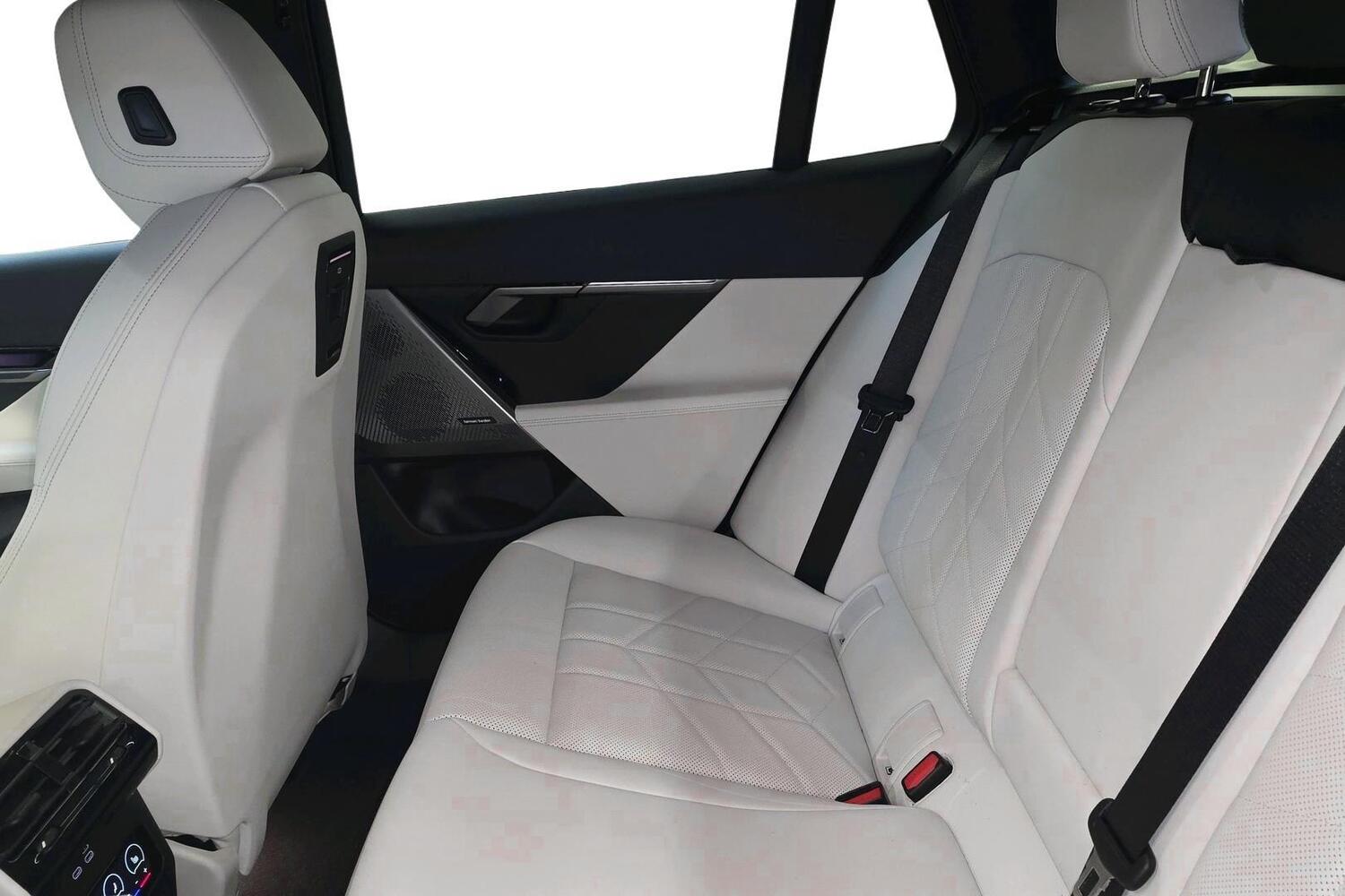 BMW i5 vaihtoauto