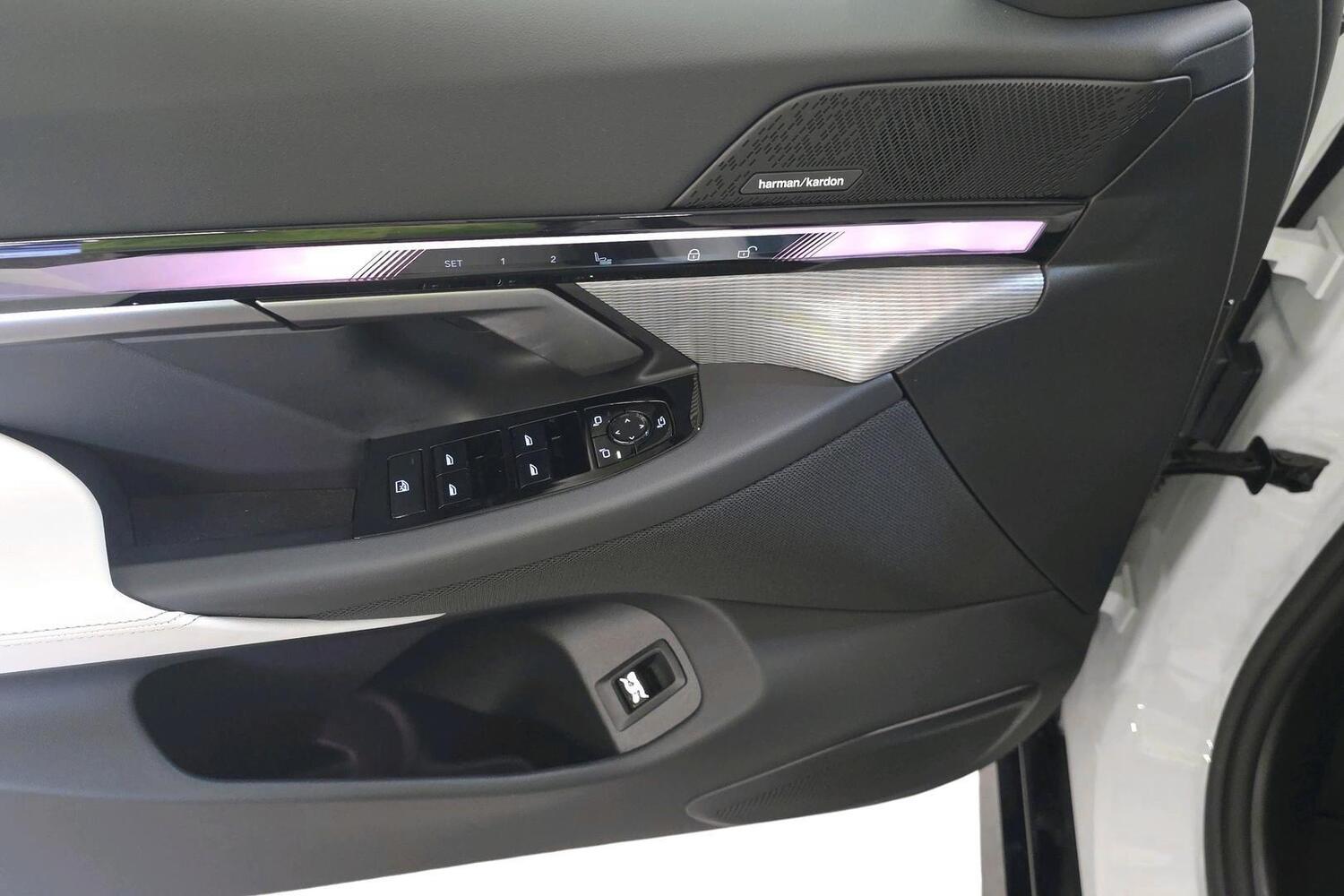 BMW i5 vaihtoauto