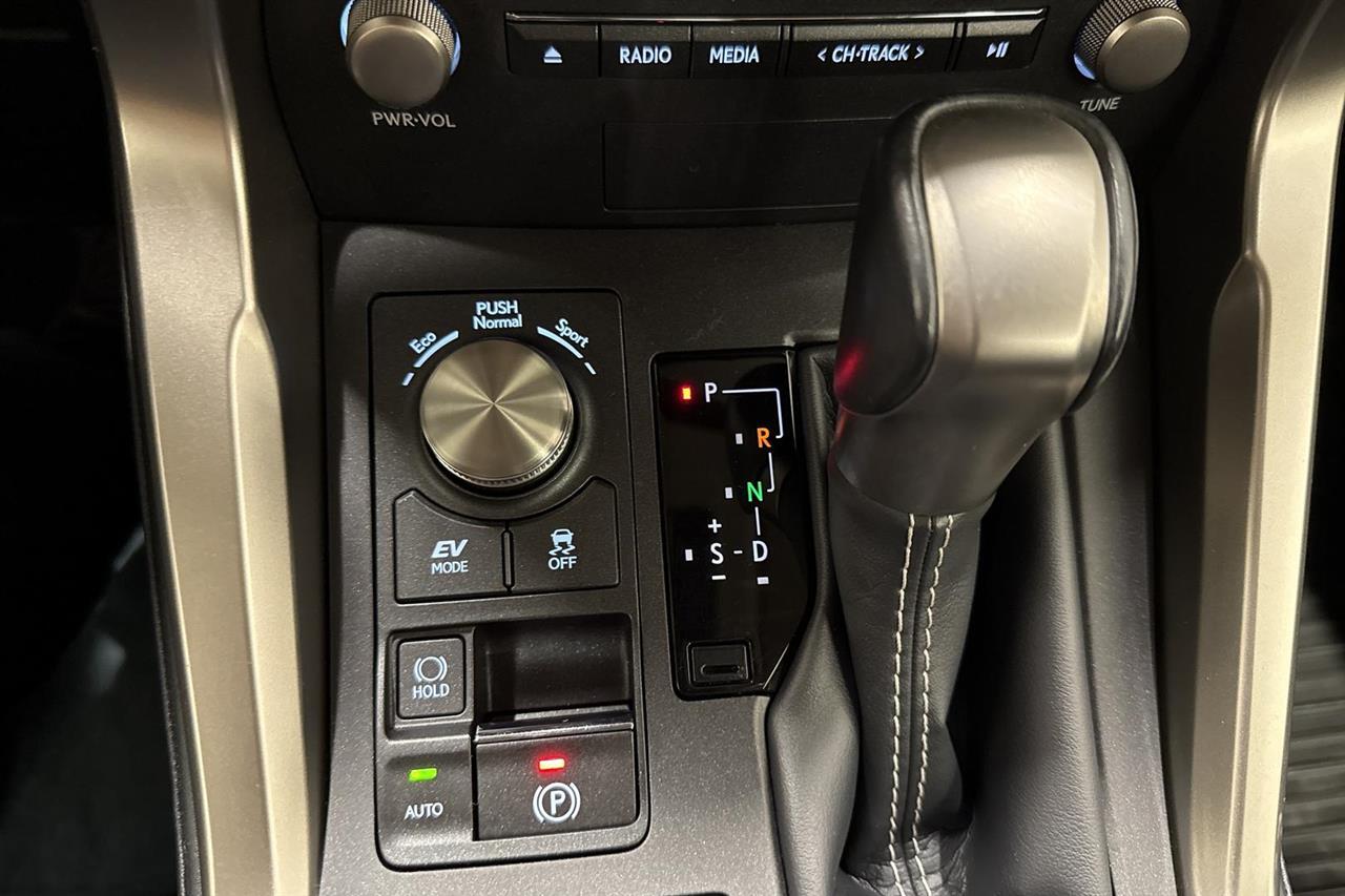 Lexus NX vaihtoauto
