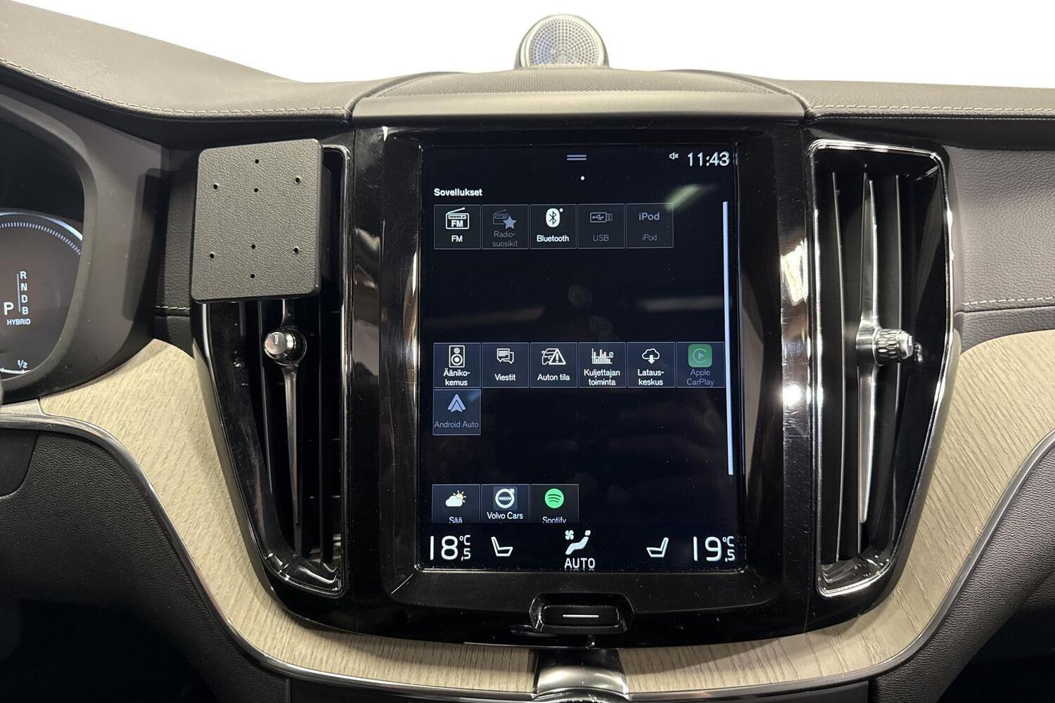Volvo XC60 vaihtoauto