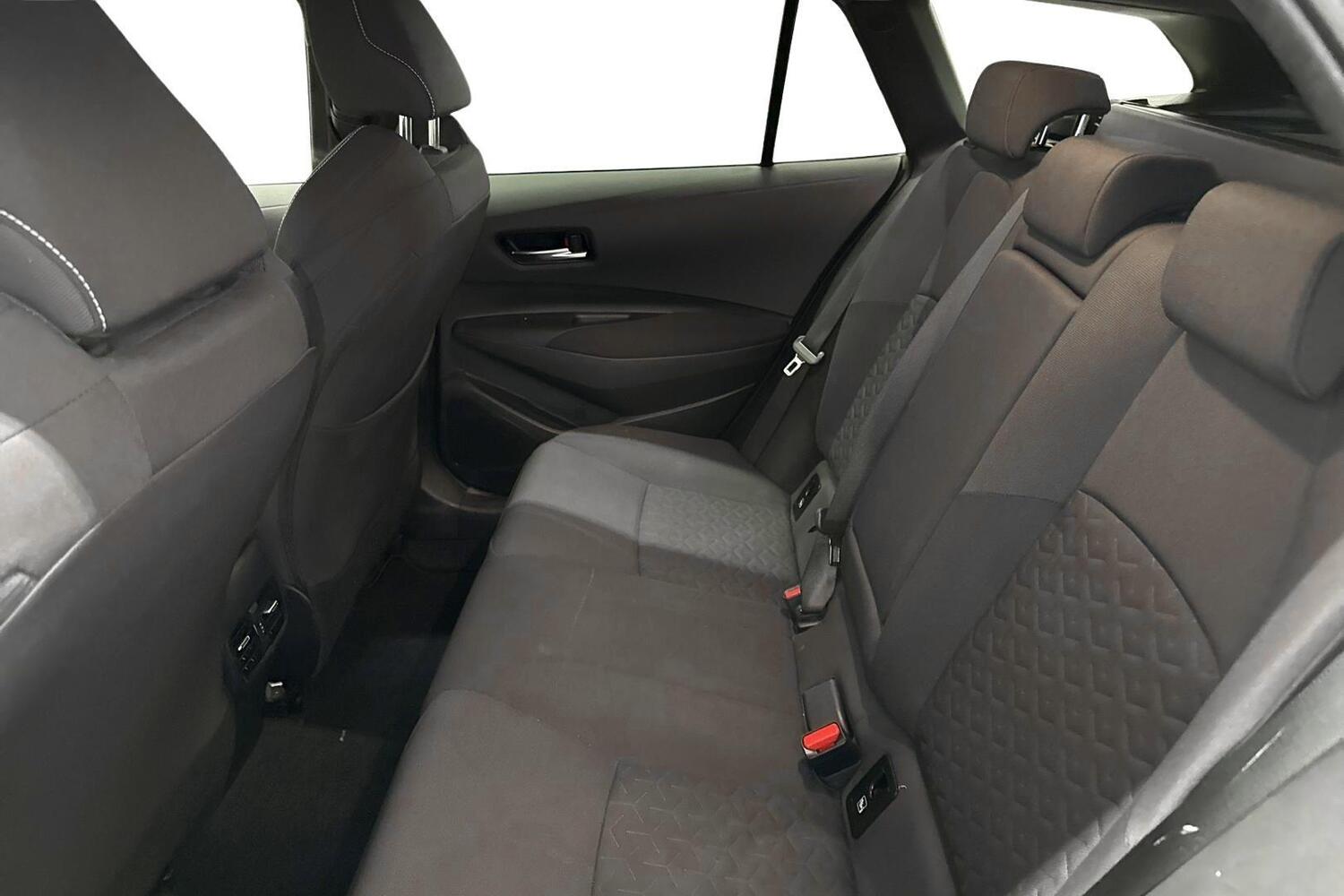 Suzuki Swace vaihtoauto