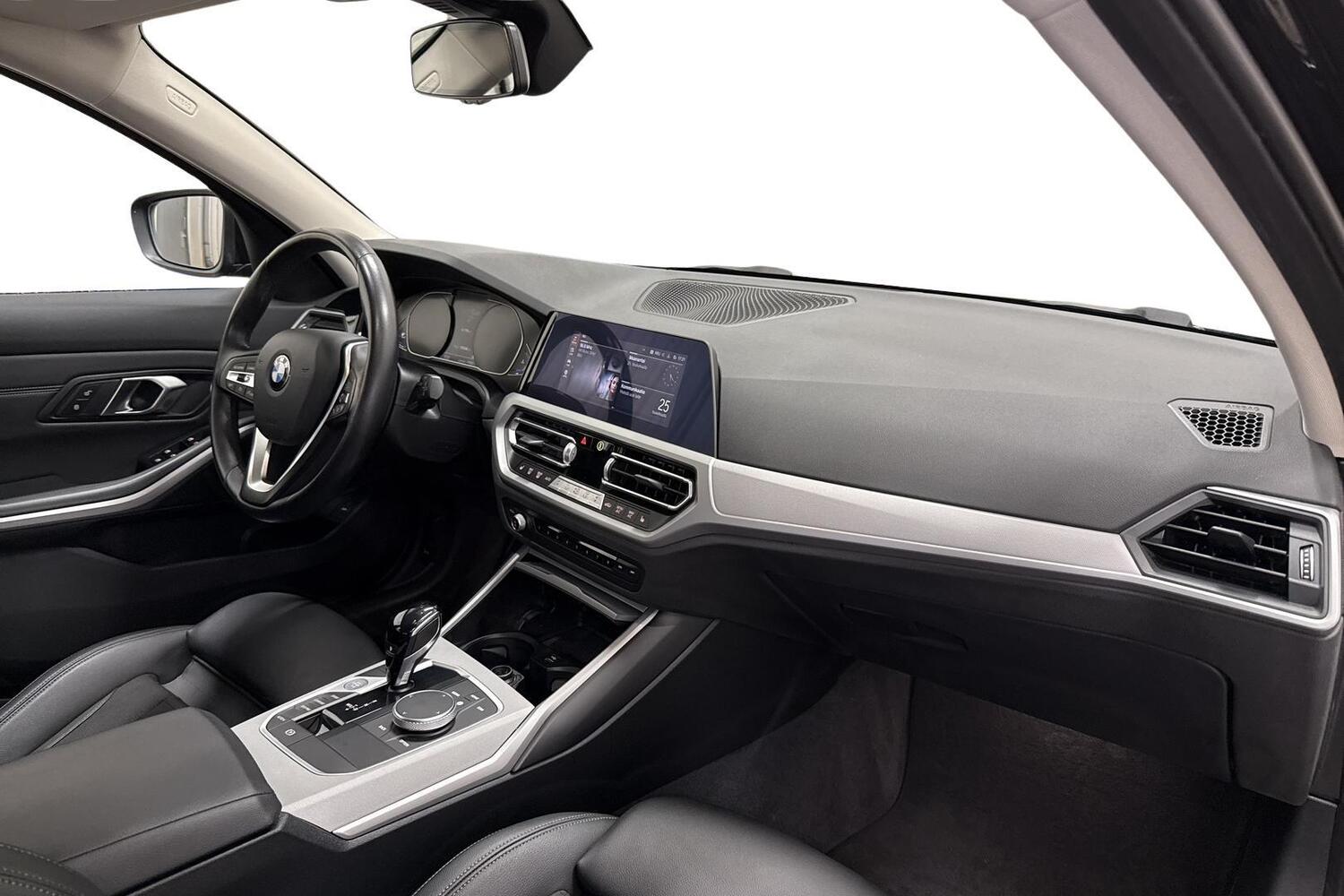 BMW 320 vaihtoauto