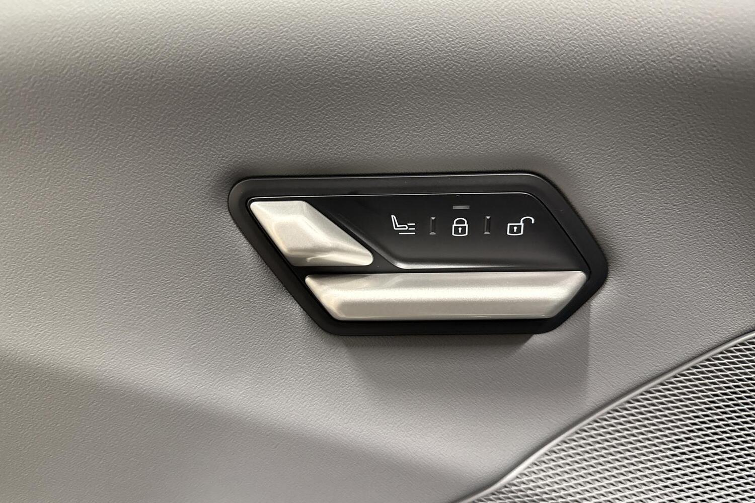 BMW iX3 vaihtoauto