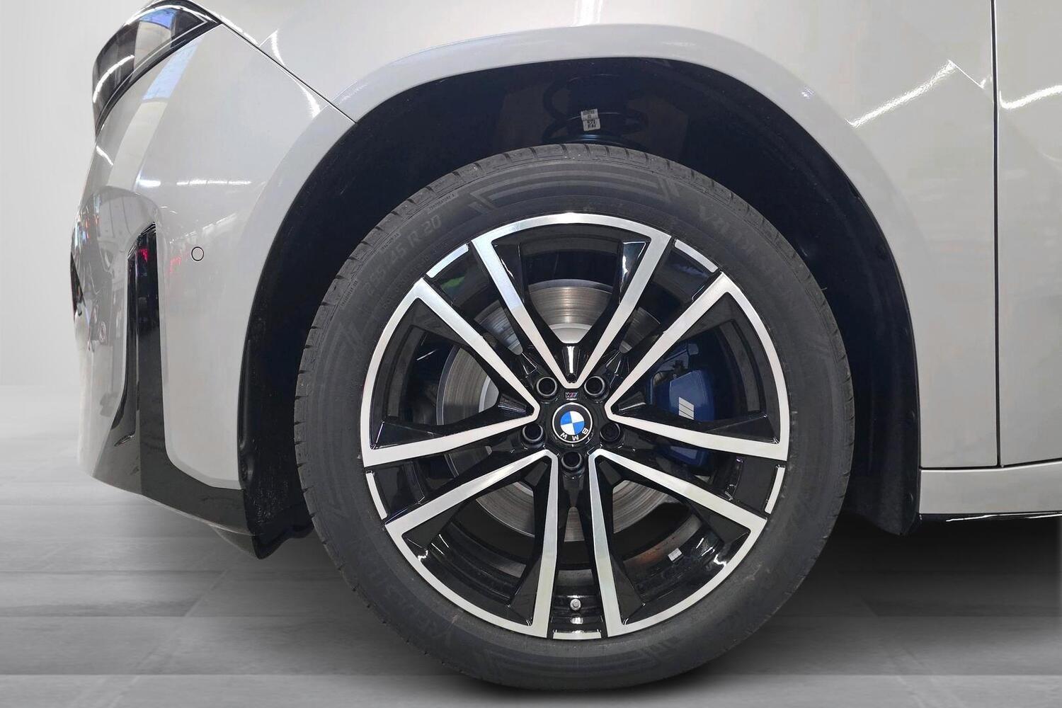 BMW iX3 vaihtoauto