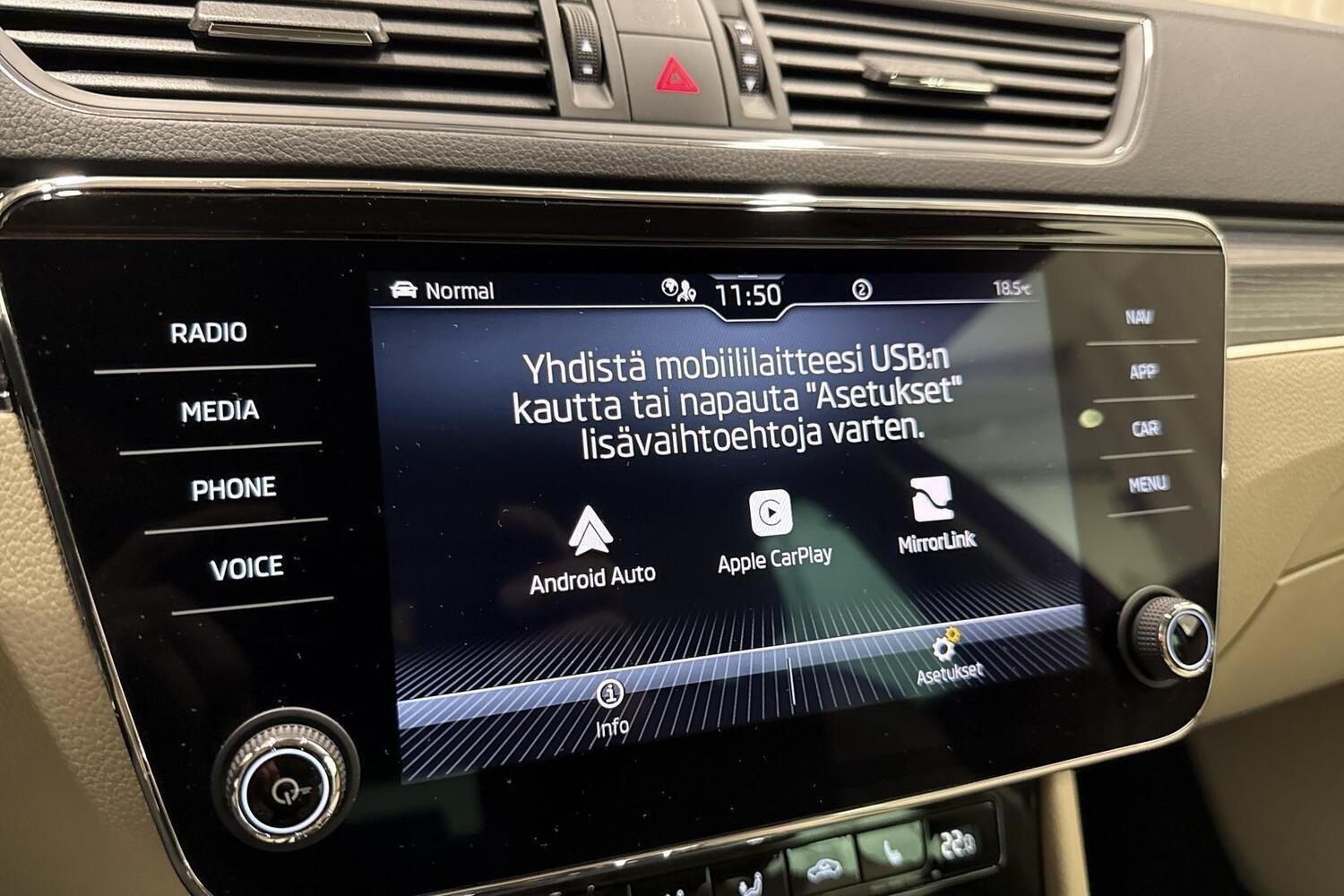 Skoda Superb vaihtoauto