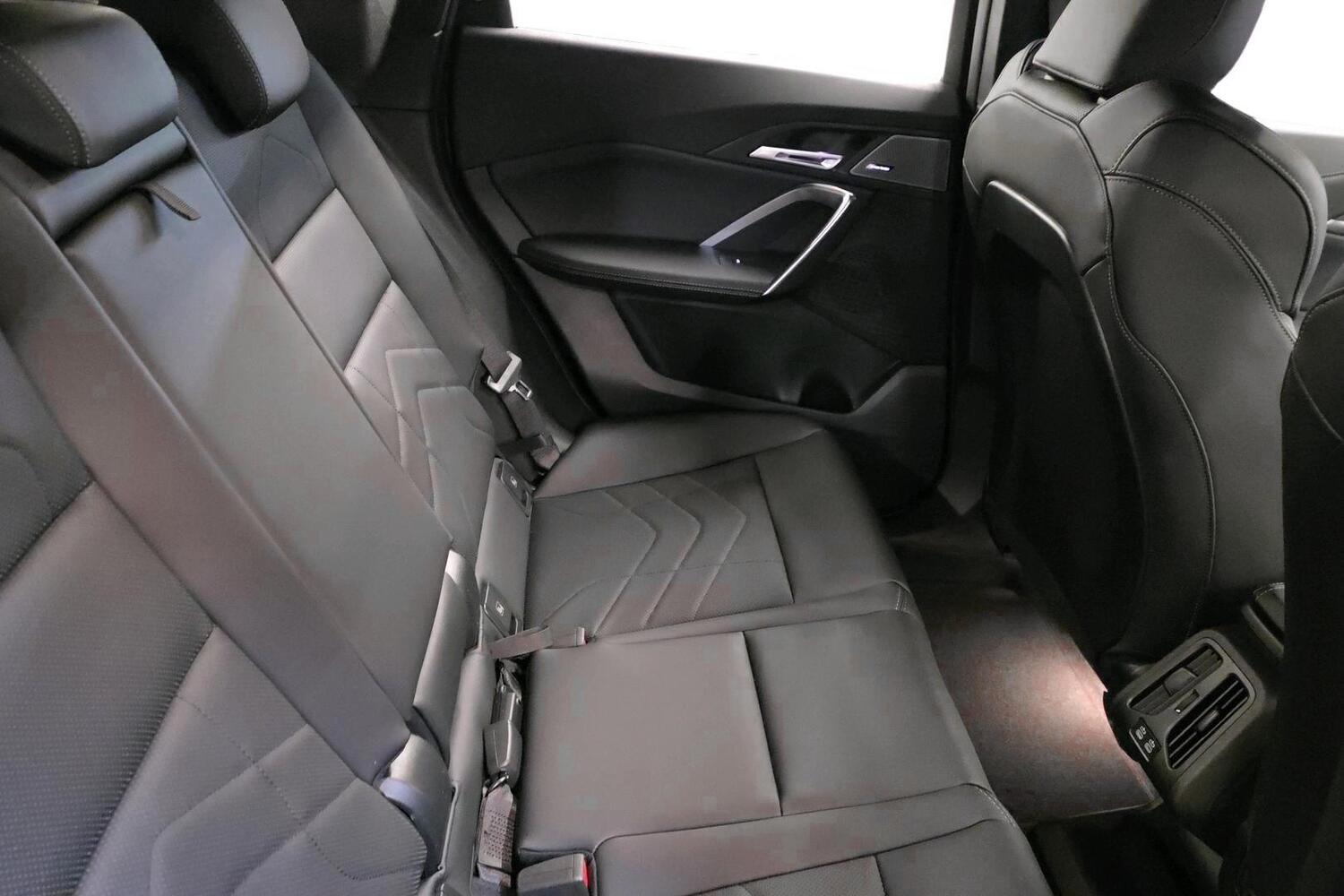 BMW iX1 vaihtoauto