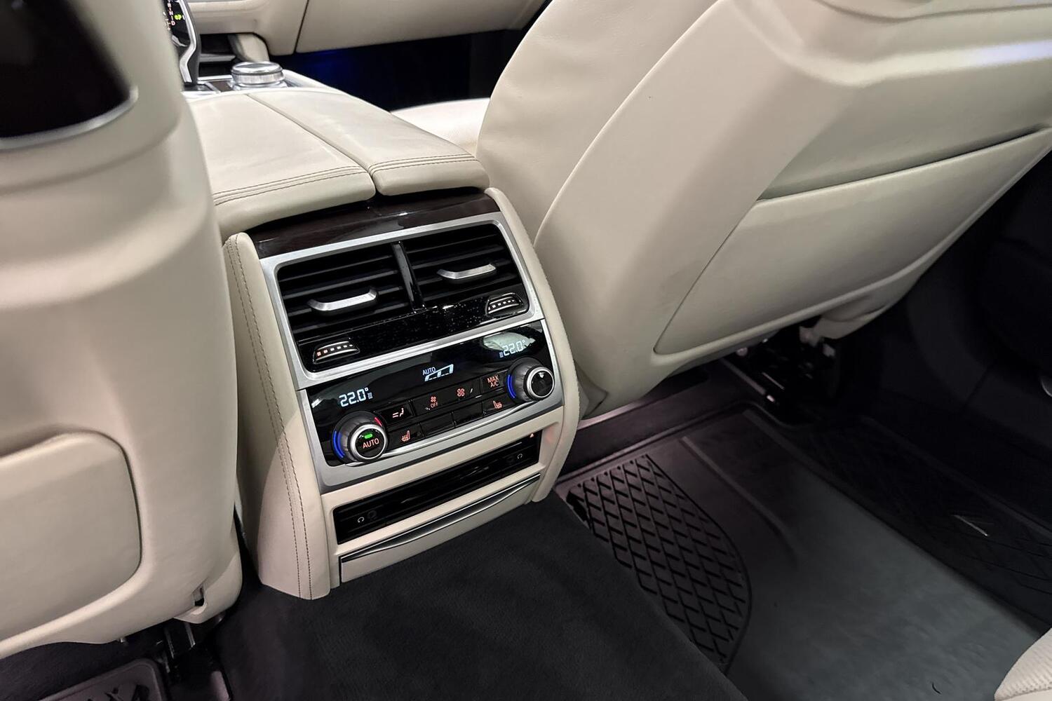 BMW 740 vaihtoauto