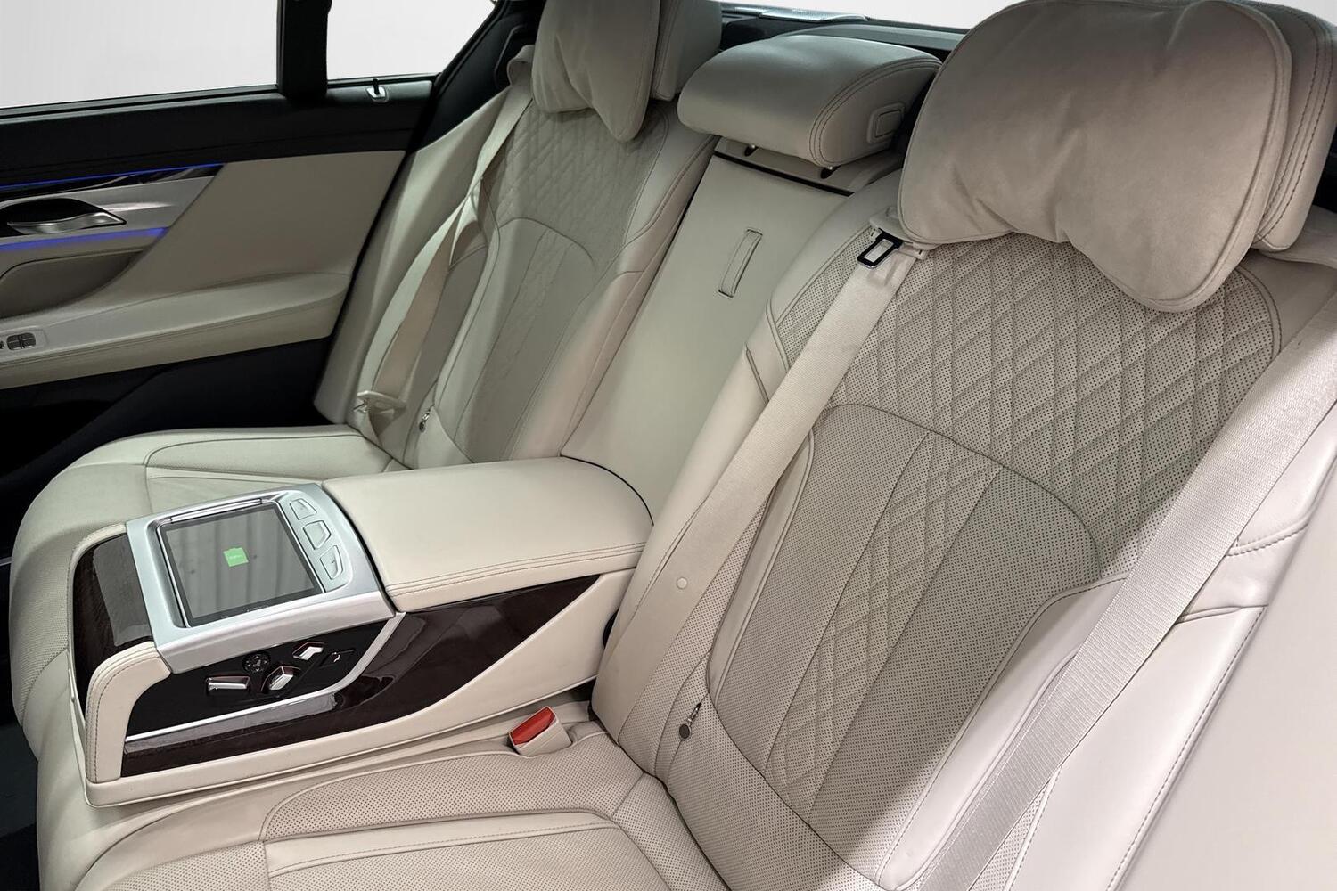BMW 740 vaihtoauto