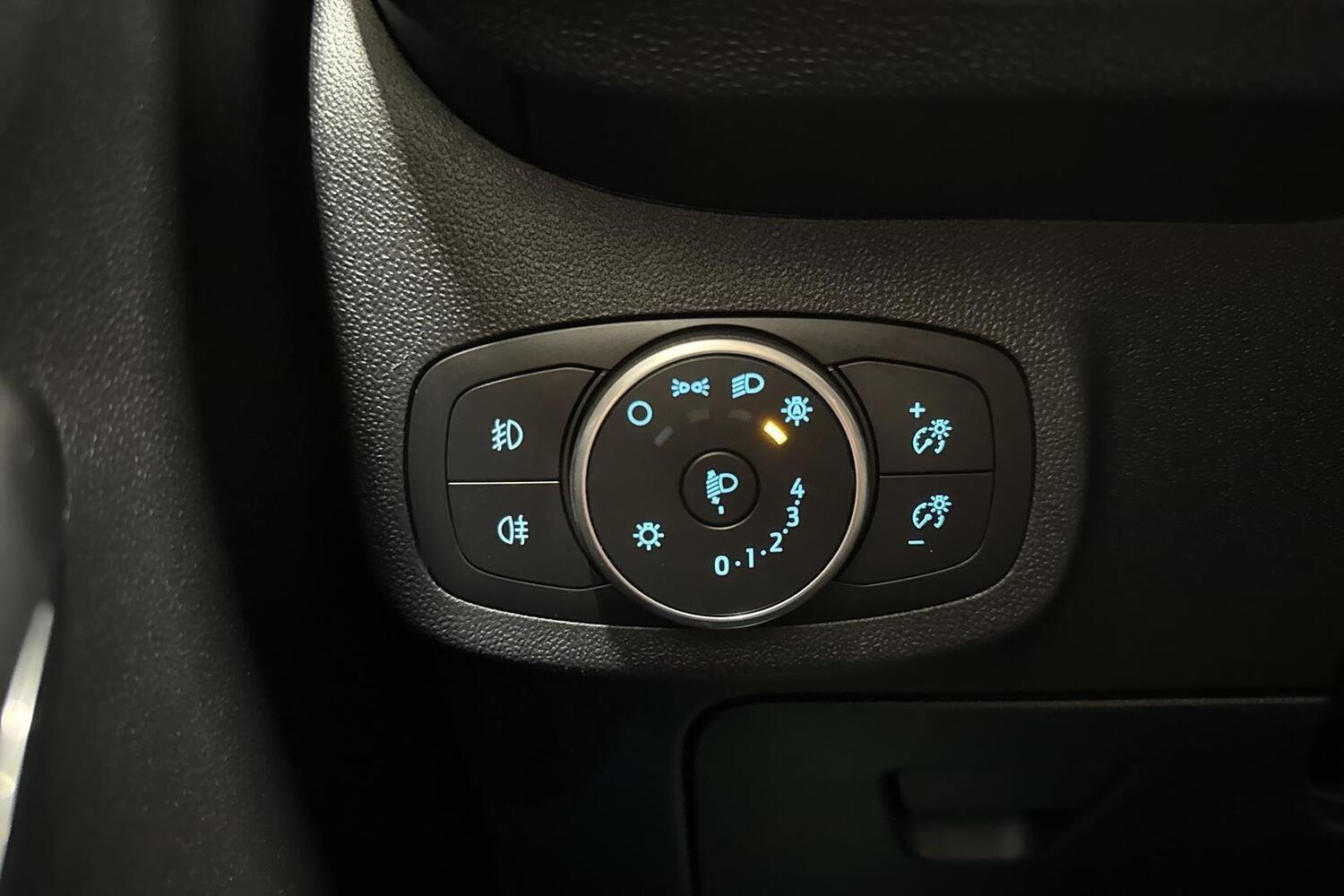 Ford Fiesta vaihtoauto