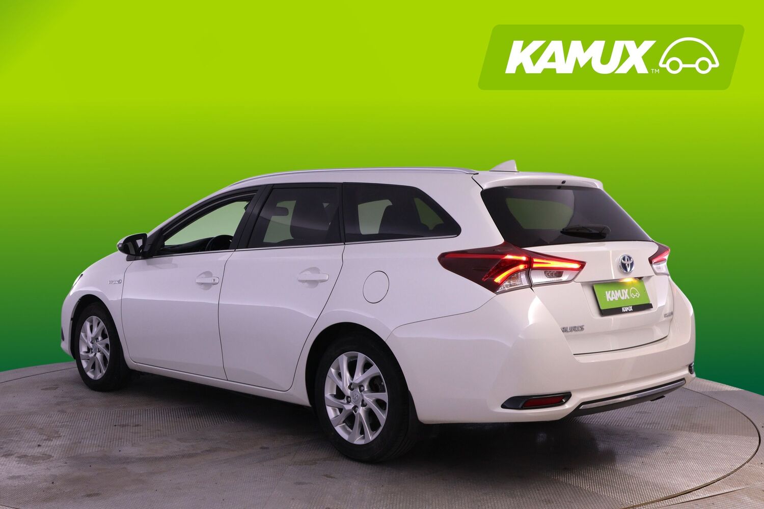 Toyota Auris vaihtoauto