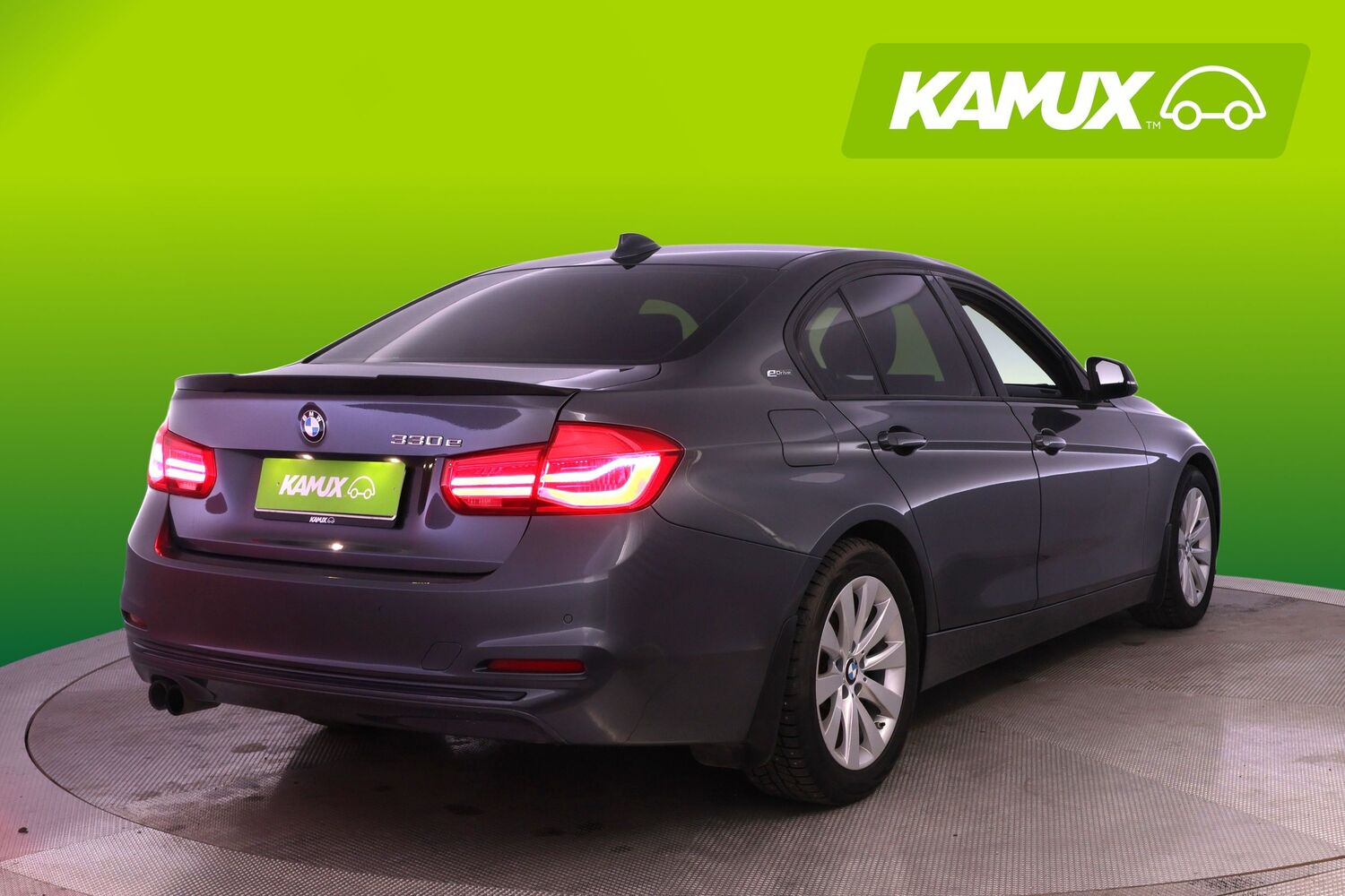 BMW 330 vaihtoauto
