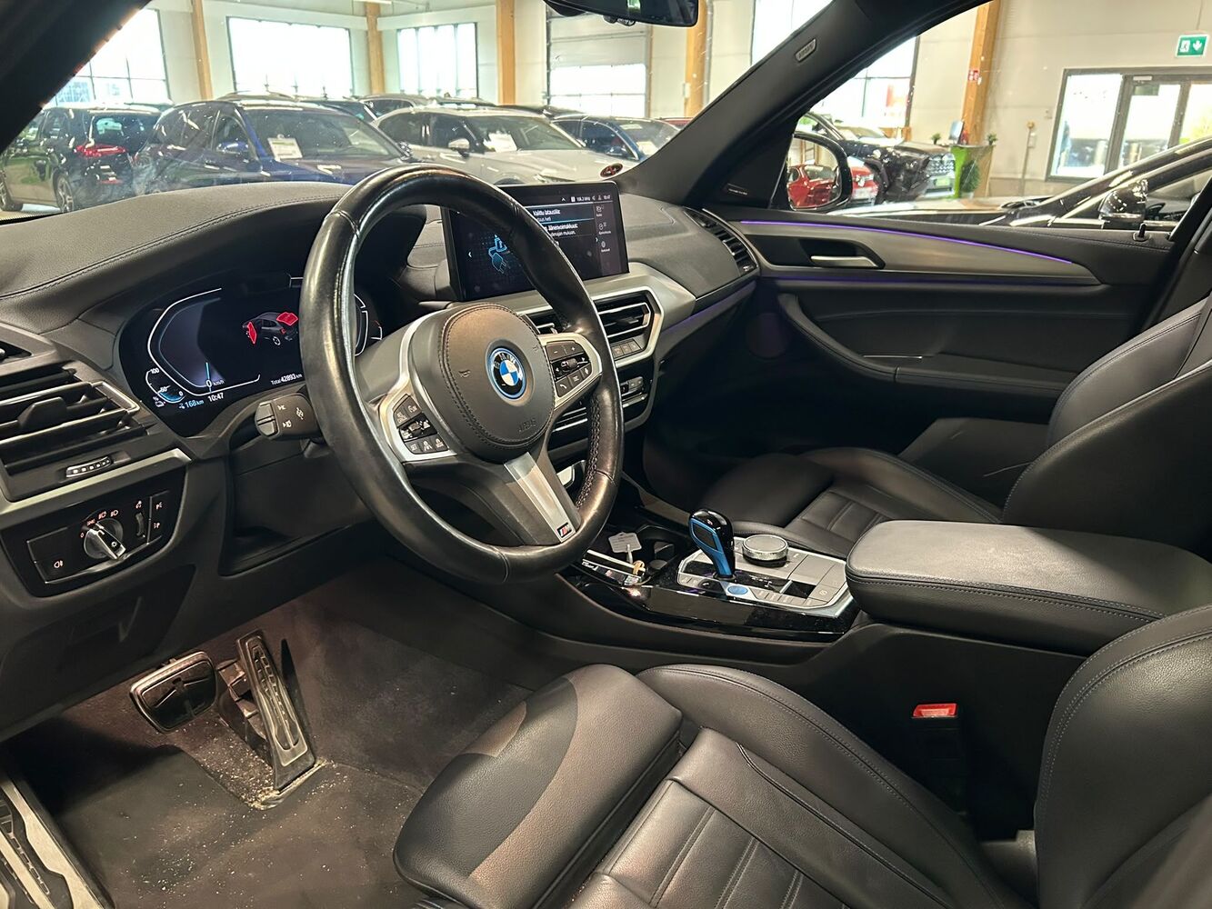 BMW iX3 vaihtoauto