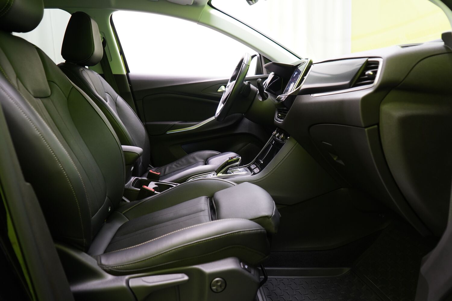 Opel Grandland vaihtoauto