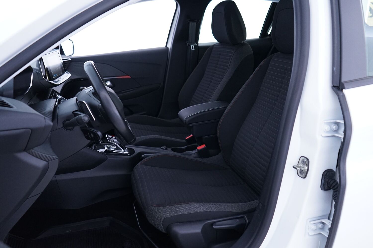 Peugeot 208 vaihtoauto