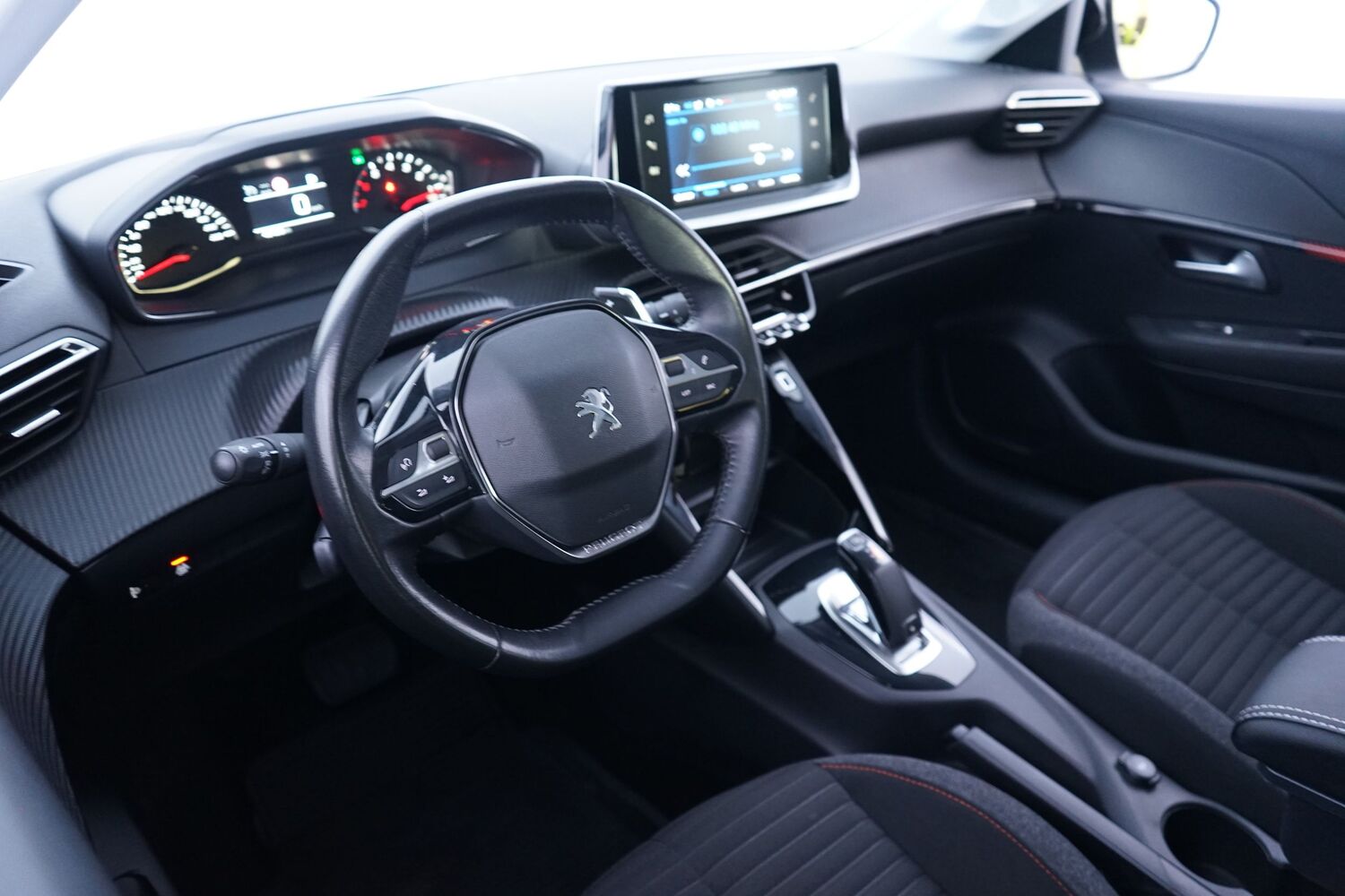 Peugeot 208 vaihtoauto