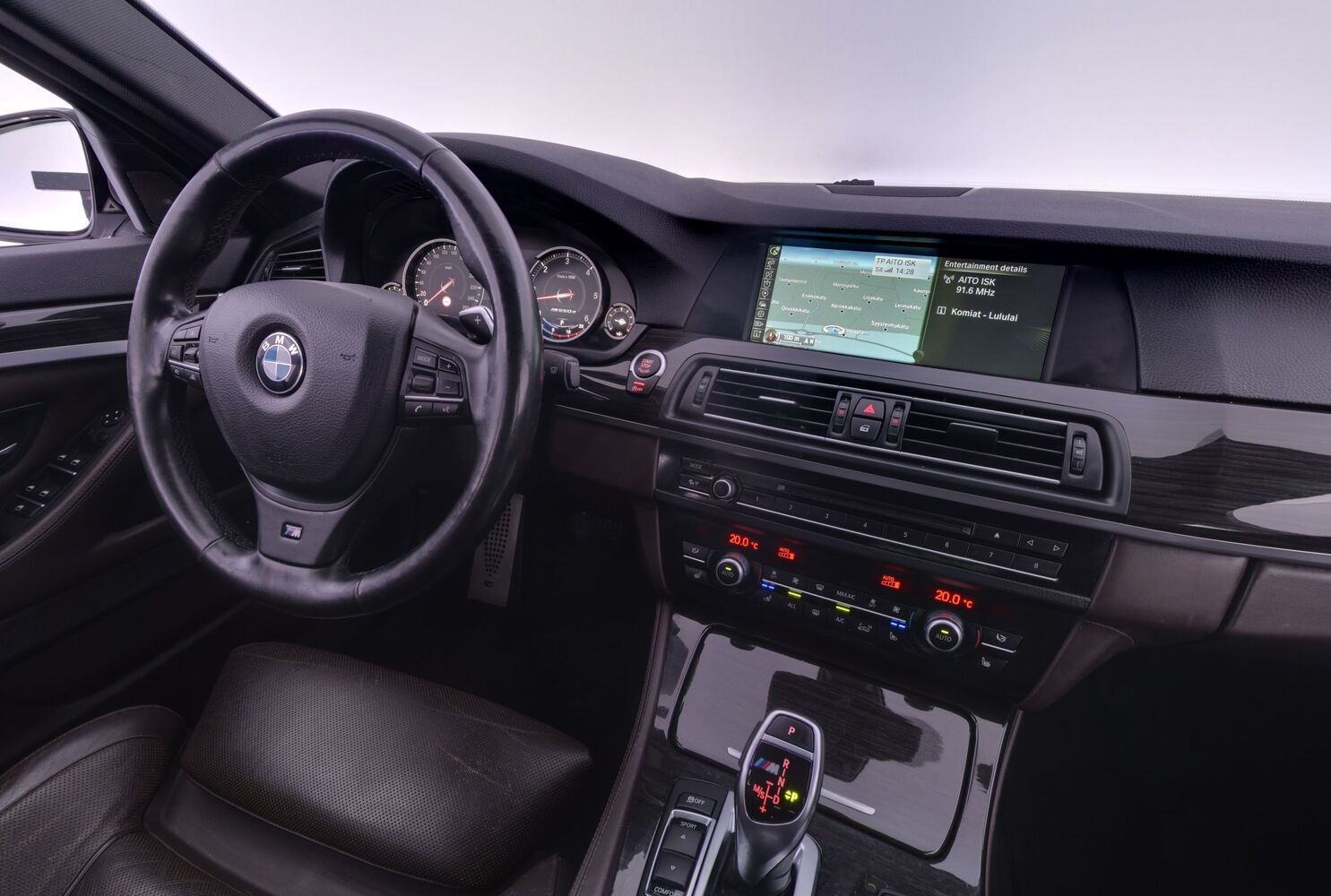 BMW M550d vaihtoauto