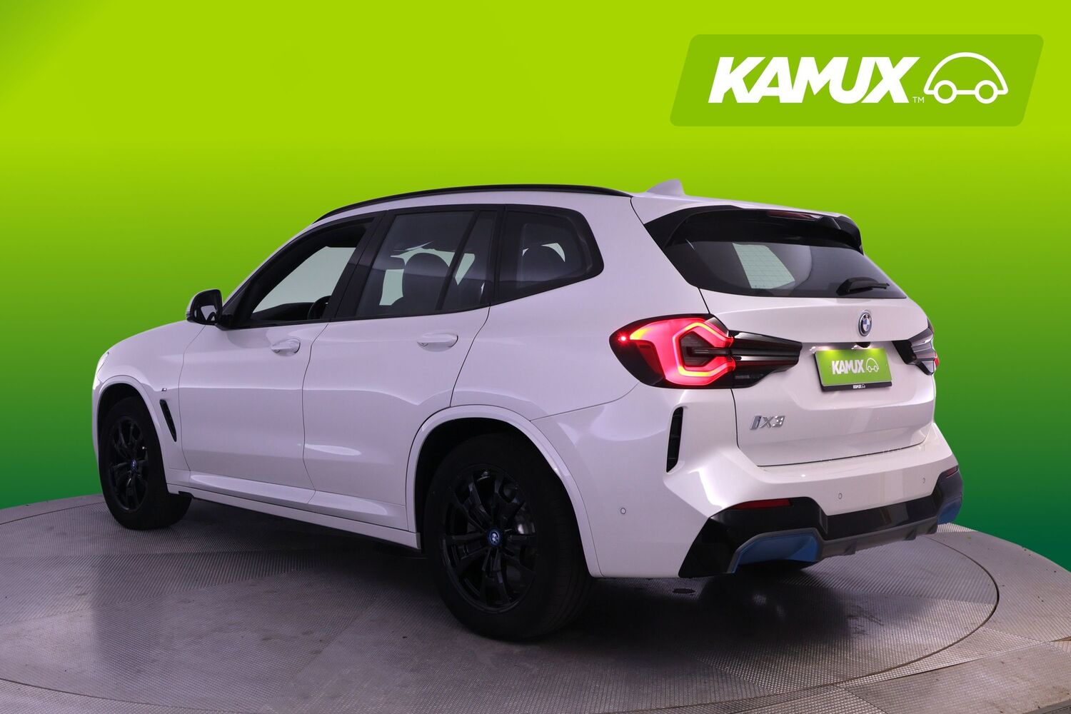 BMW iX3 vaihtoauto