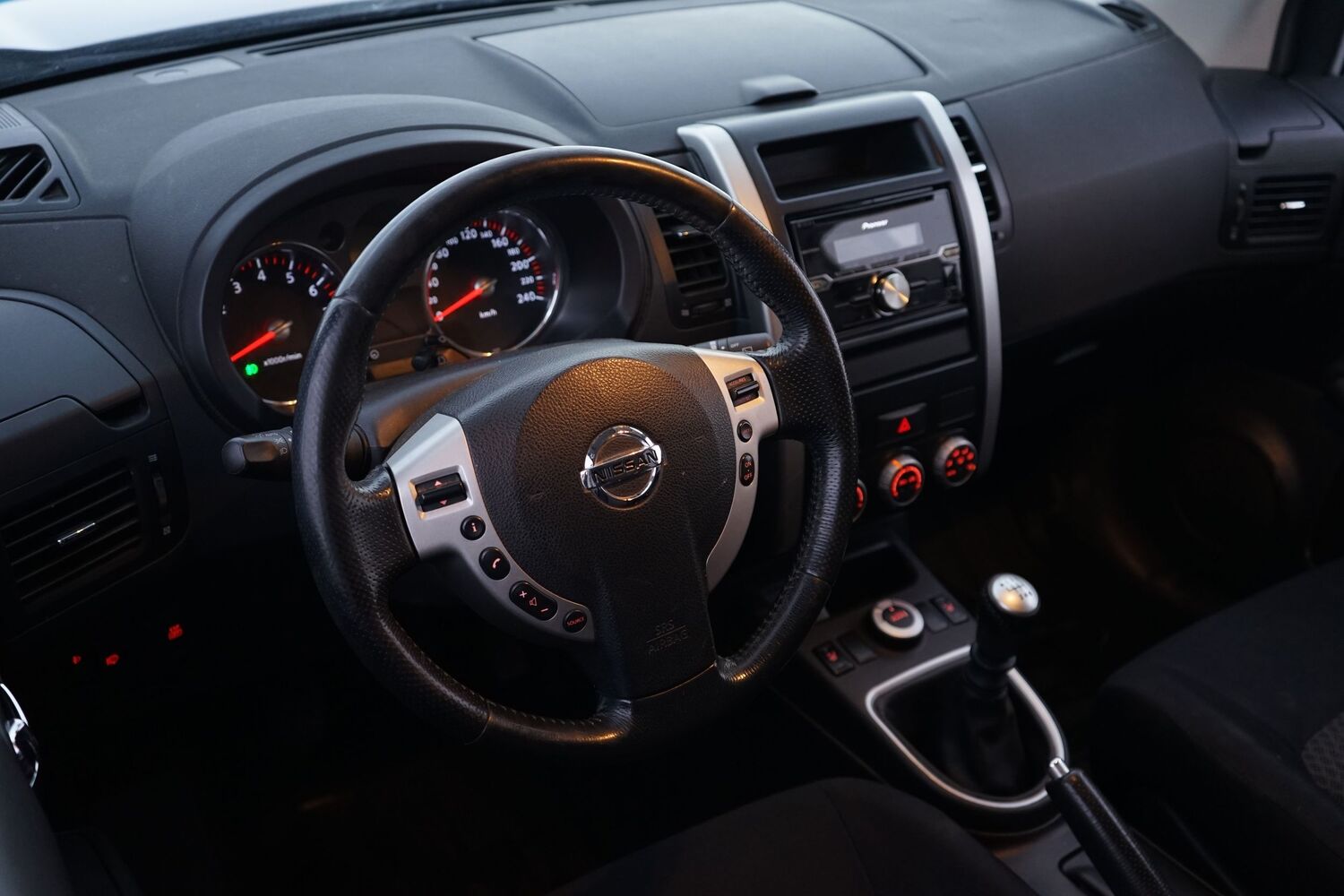 Nissan X-Trail vaihtoauto