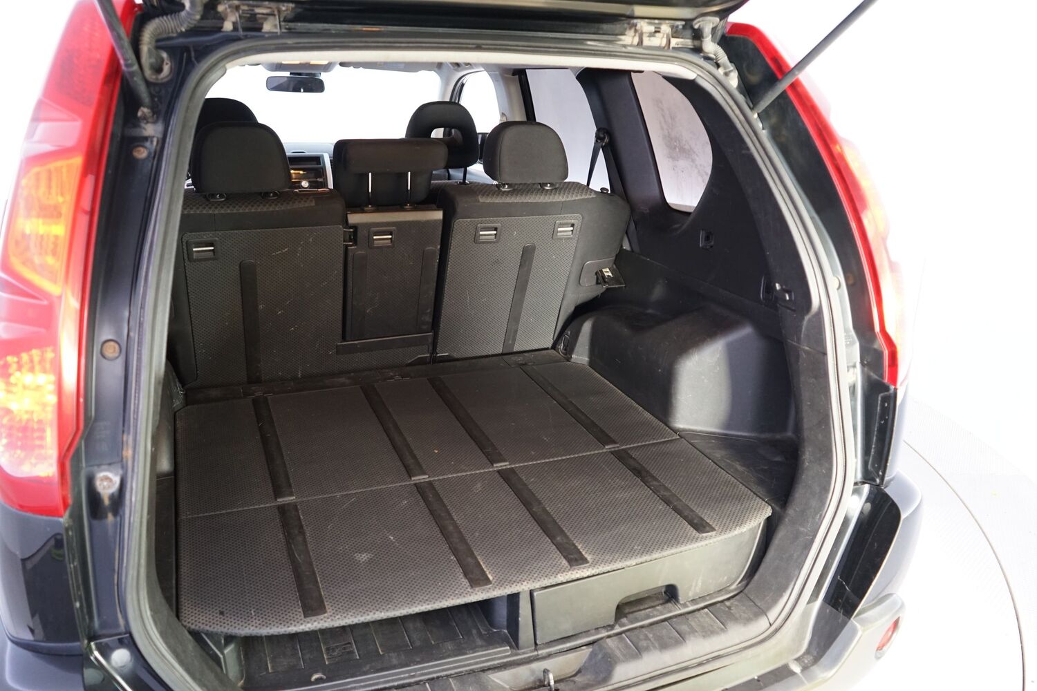 Nissan X-Trail vaihtoauto