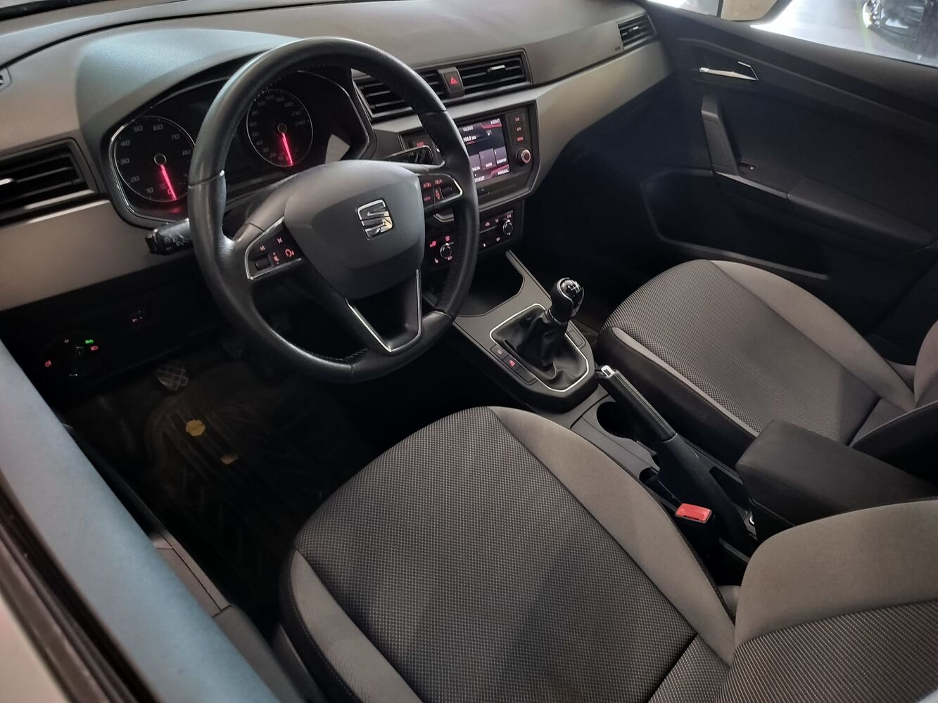 SEAT Ibiza vaihtoauto