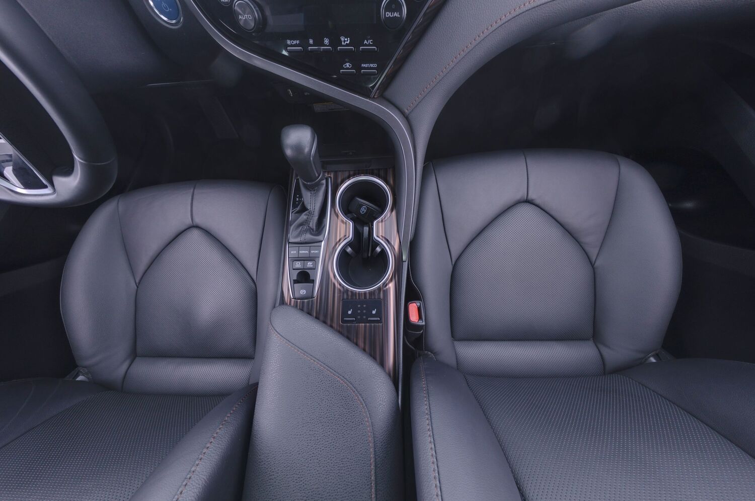 Toyota Camry vaihtoauto