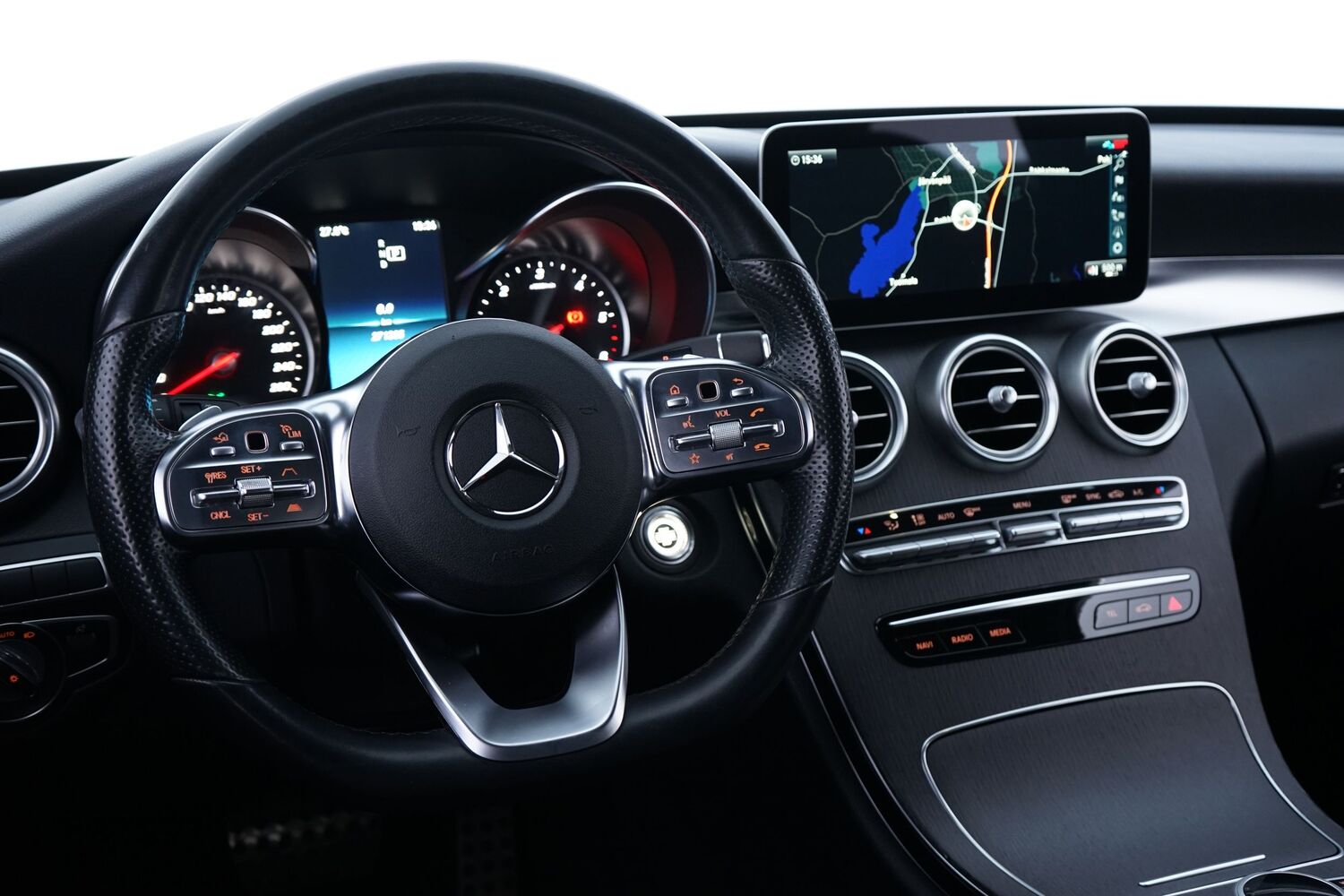 Mercedes-Benz C vaihtoauto