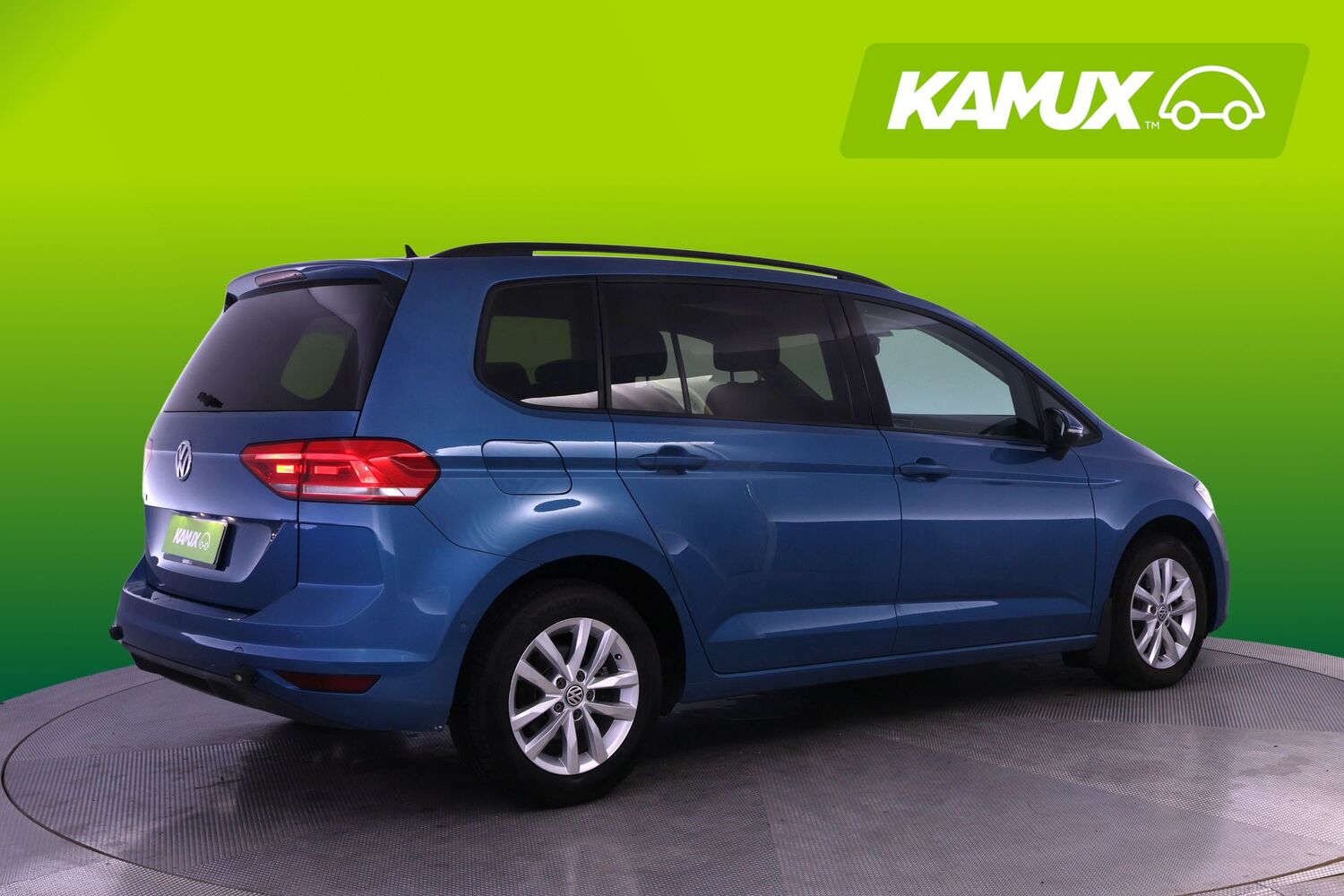 Volkswagen Touran vaihtoauto