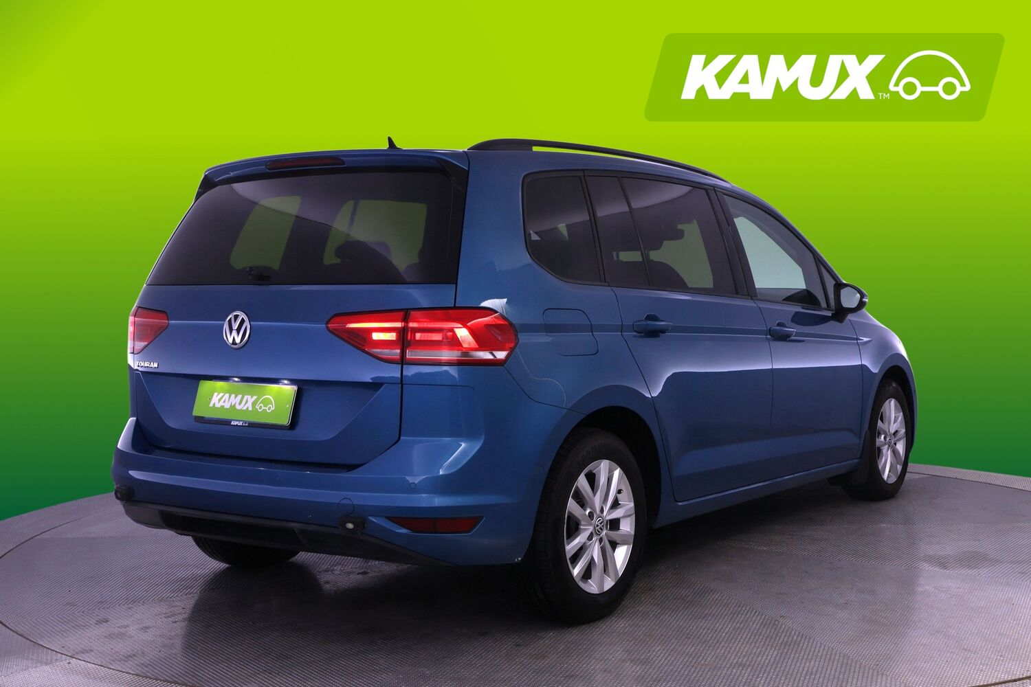 Volkswagen Touran vaihtoauto
