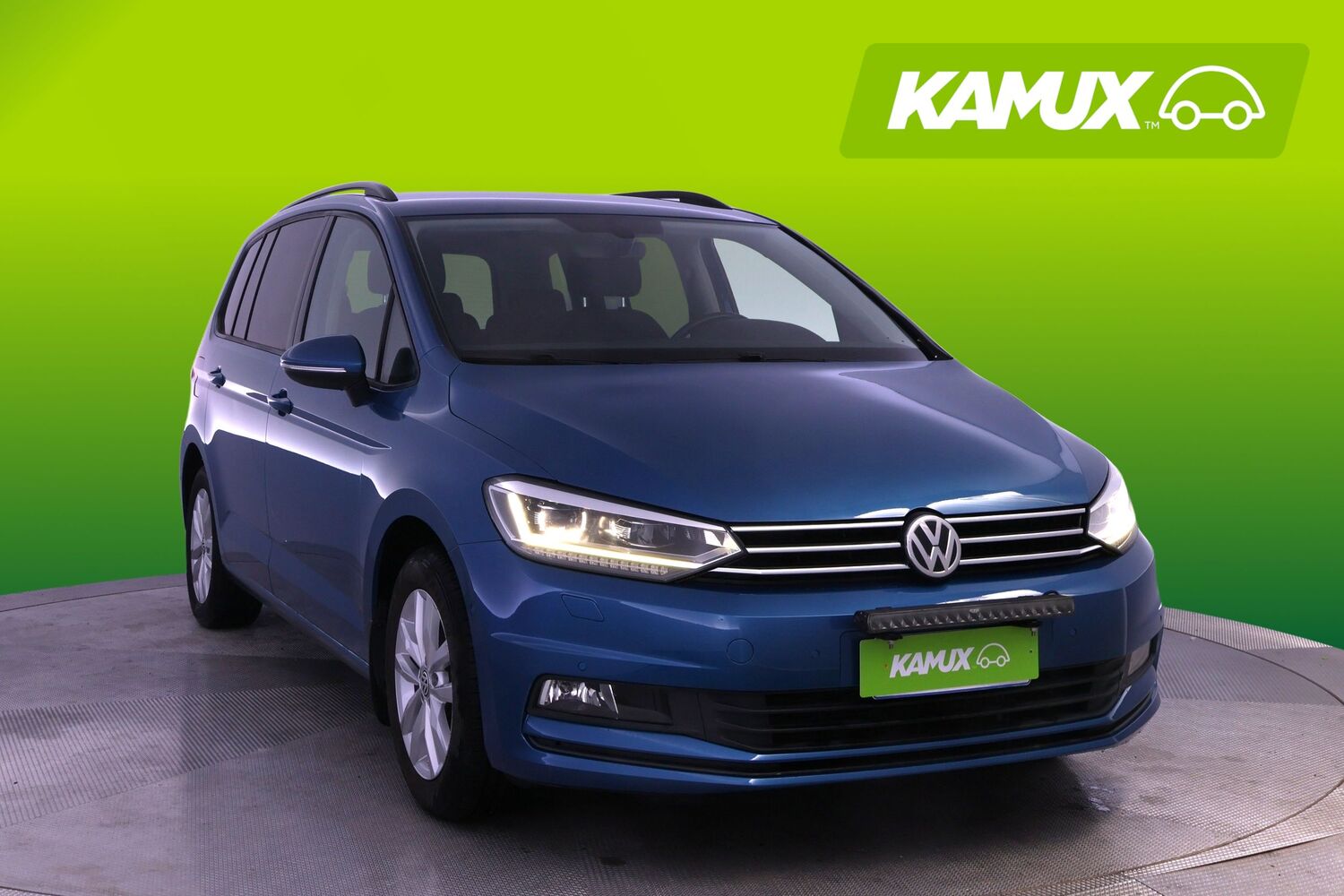 Volkswagen Touran vaihtoauto