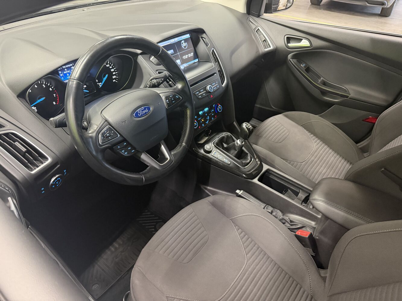 Ford Focus vaihtoauto